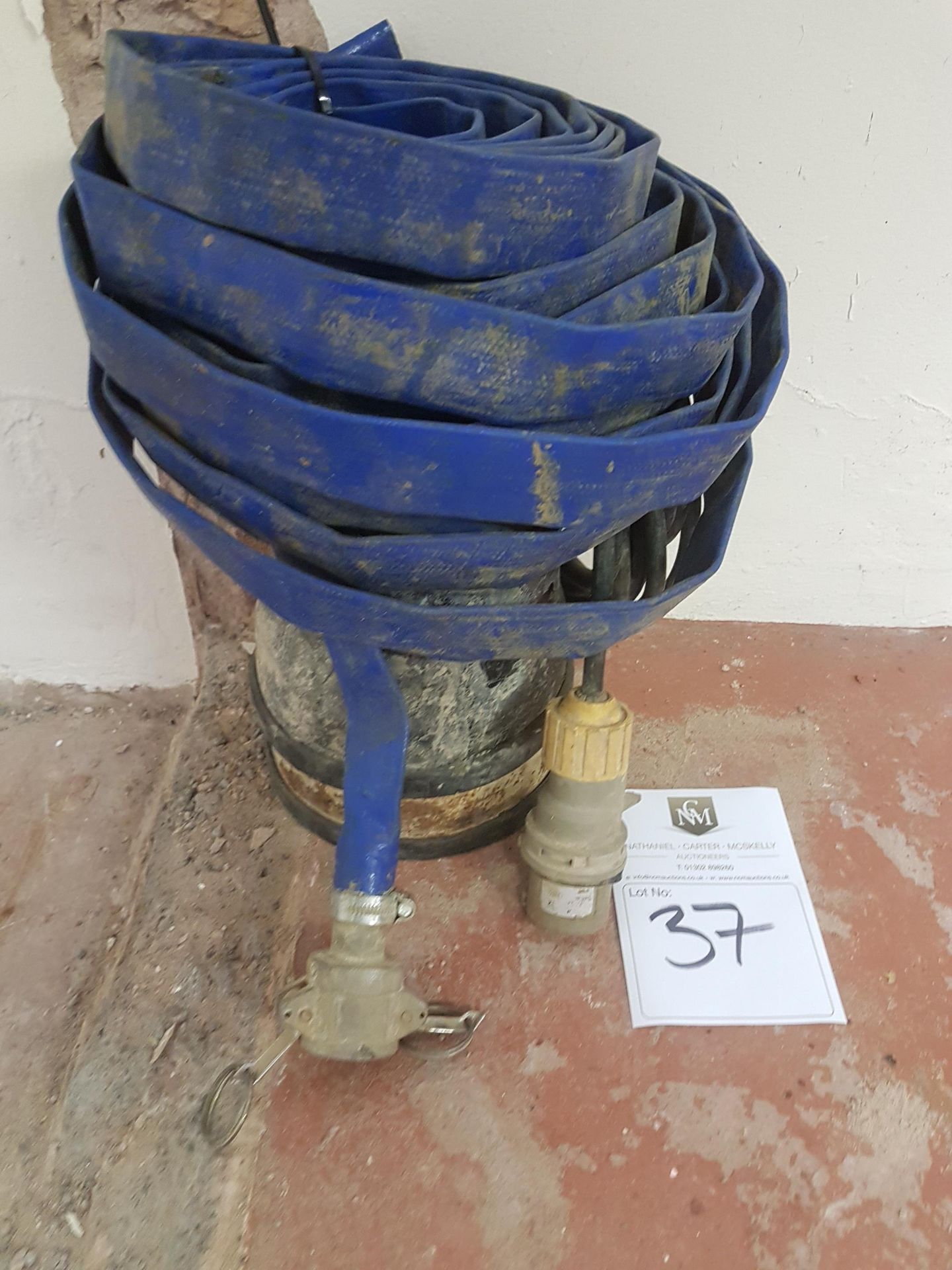 Tsurumi water pump with pick up pipe 110v - Tested / In working order