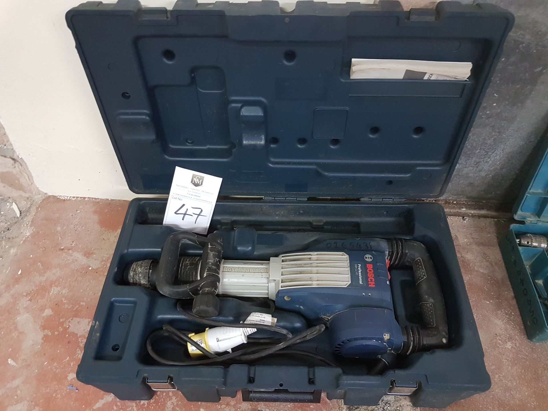 Bosch GSH 11VC Medium Concrete Breaker with Chisel 110v in Box - Tested / In Working Order