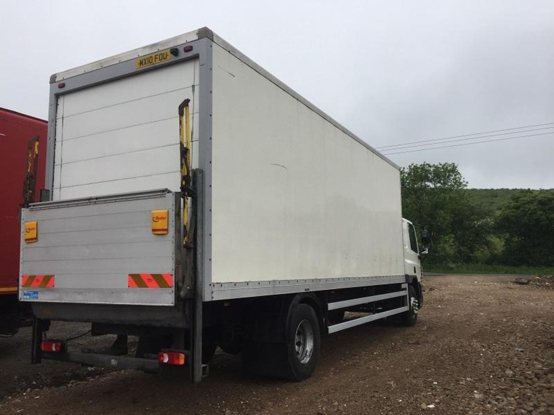 DAF Trucks CF65-220 Glassbox Body With Tail Lift - Image 10 of 12