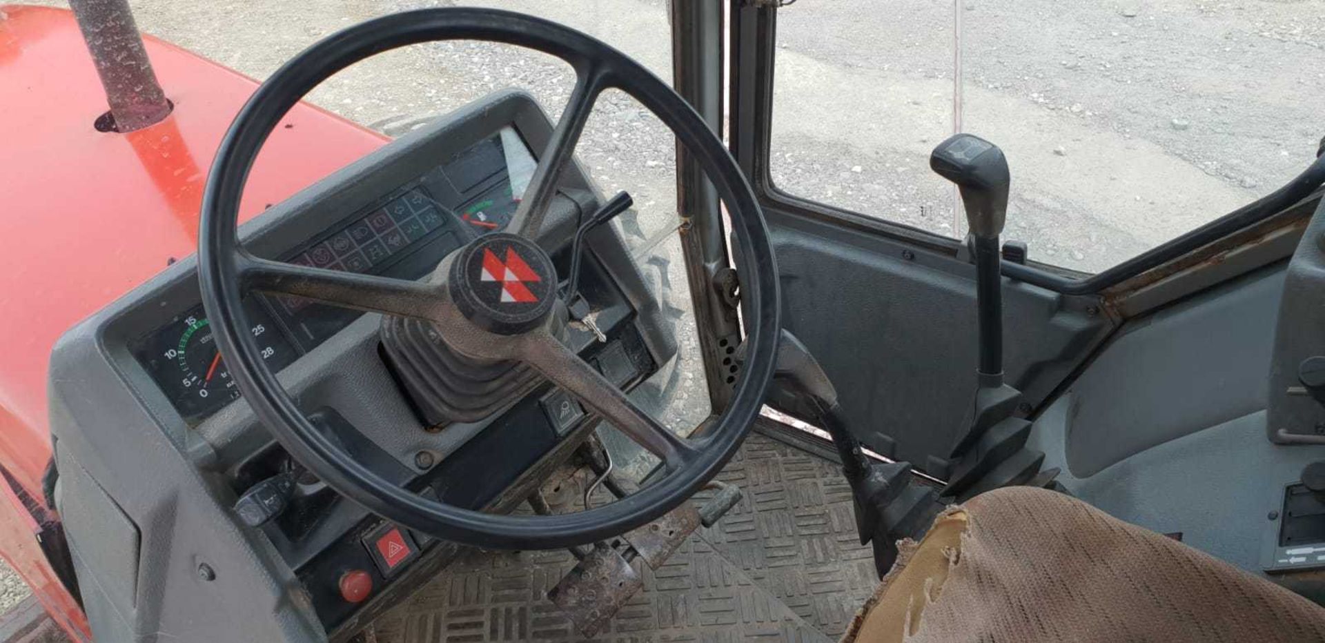 Massey Ferguson 3070 4WD Tractor - Image 9 of 11