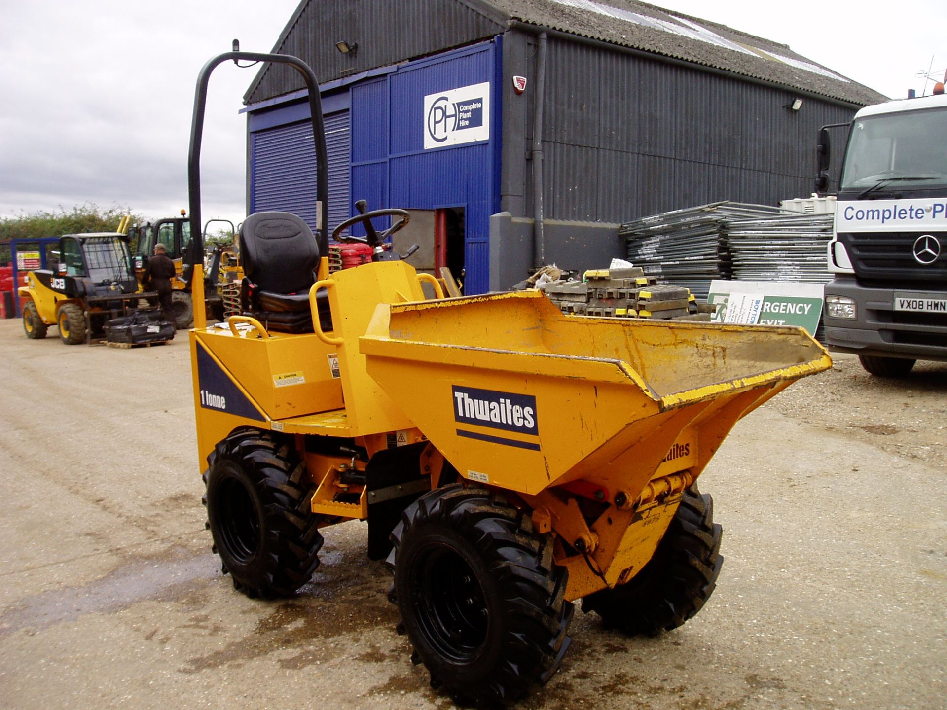 Thwaites 1 Ton High Discharge Dumper (SOL 05414) - Image 14 of 24