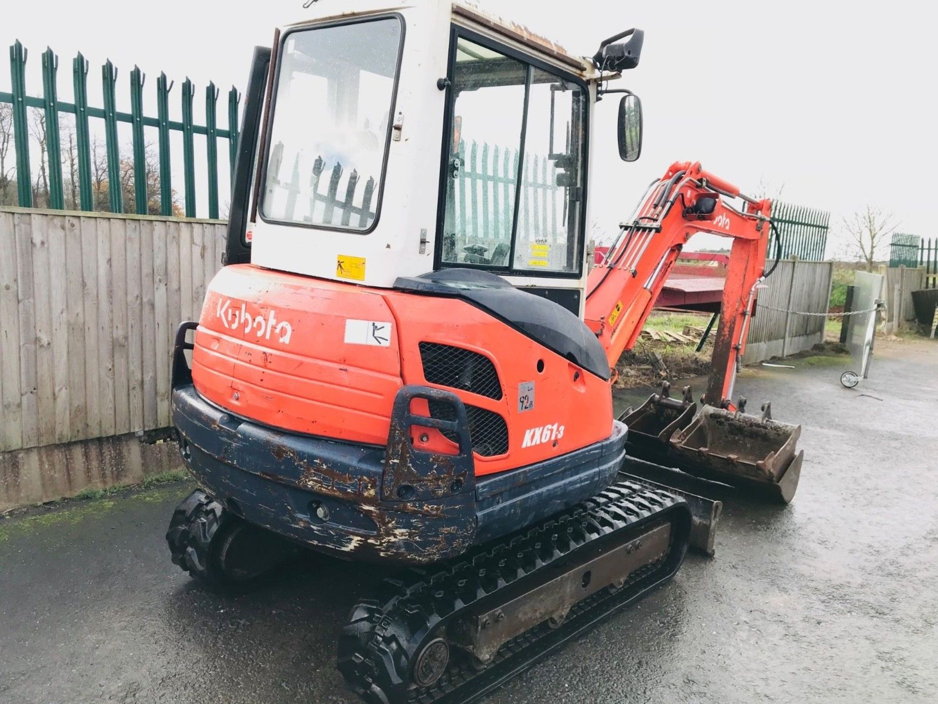 Kubota KX61-3 Excavator / Digger (2010) - Image 6 of 12