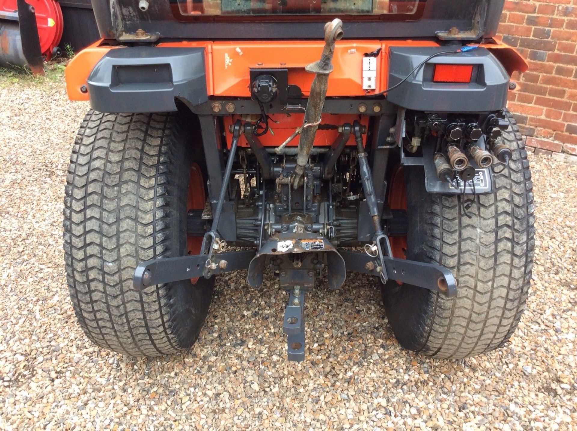 Kubota STV 36 Compact Tractor 4x4 36 Hp Hydrostatic Loader Grass Tyres (441) - Image 7 of 11