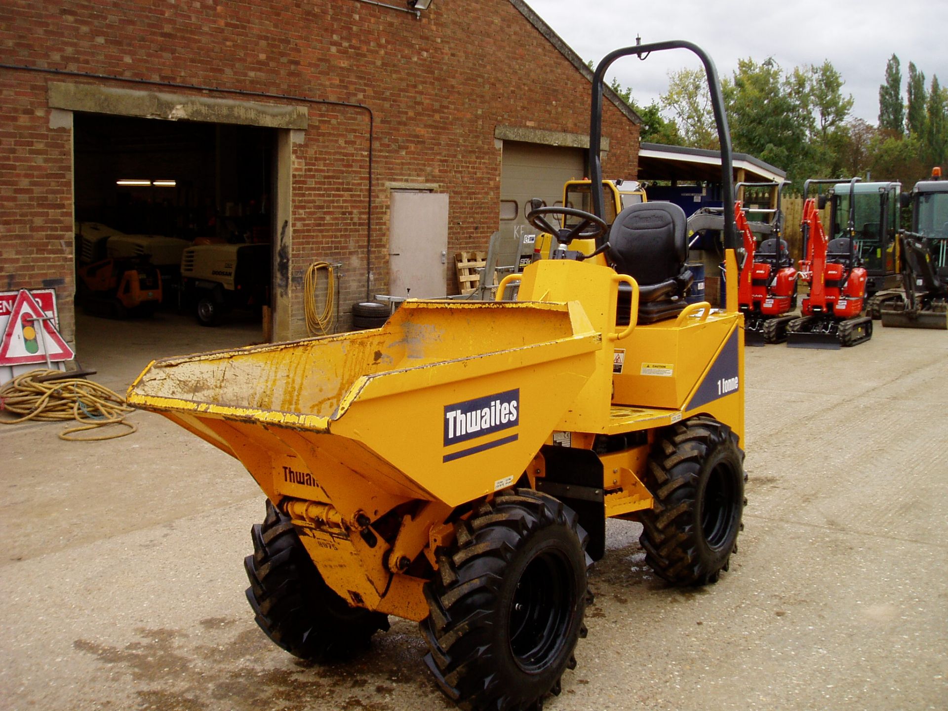 Thwaites 1 Ton High Discharge Dumper (SOL 05414)