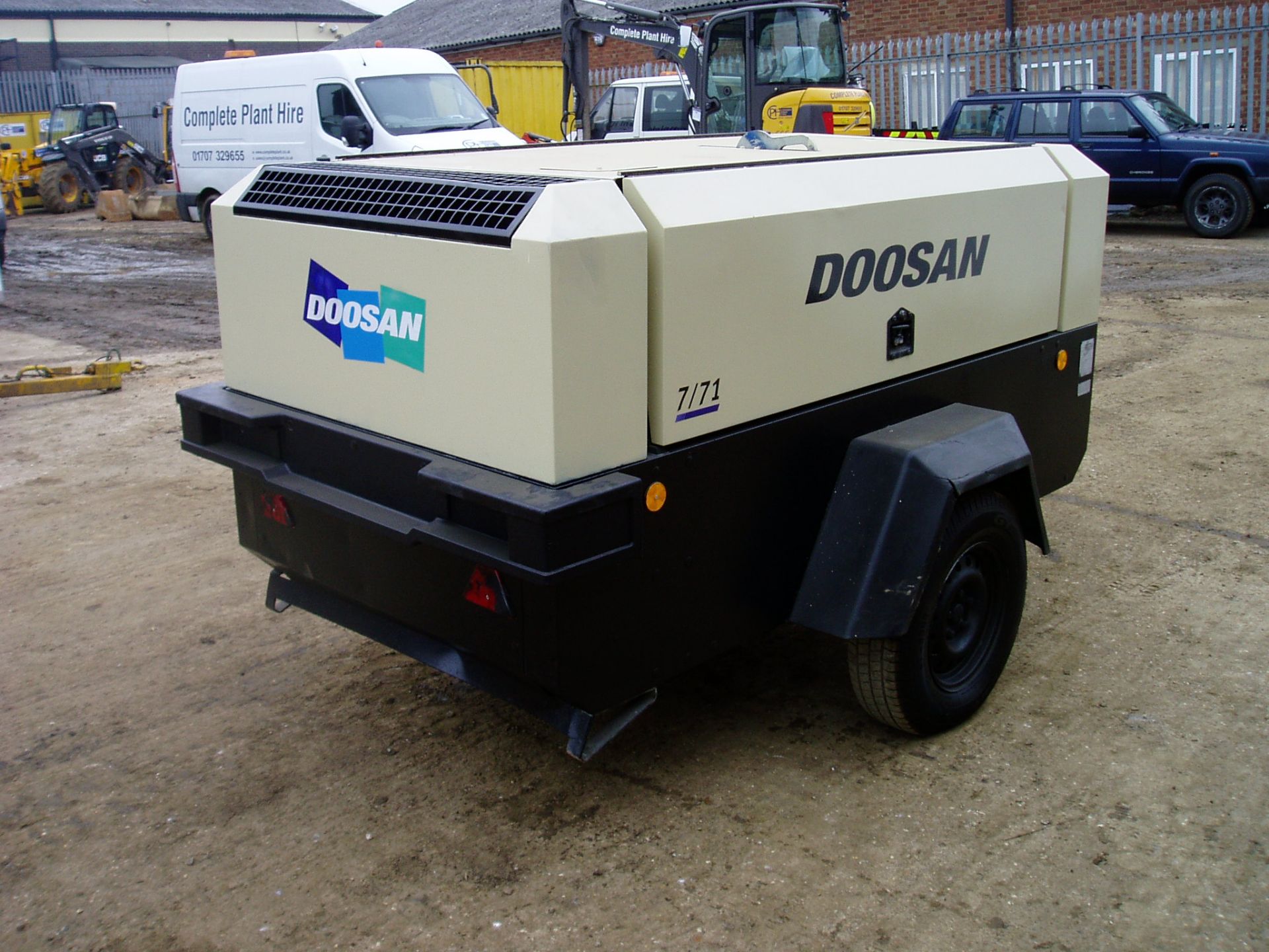 Doosan / Ingersoll Rand 7-71, 4 Tool Compressor (SOL 08083) - Image 2 of 10
