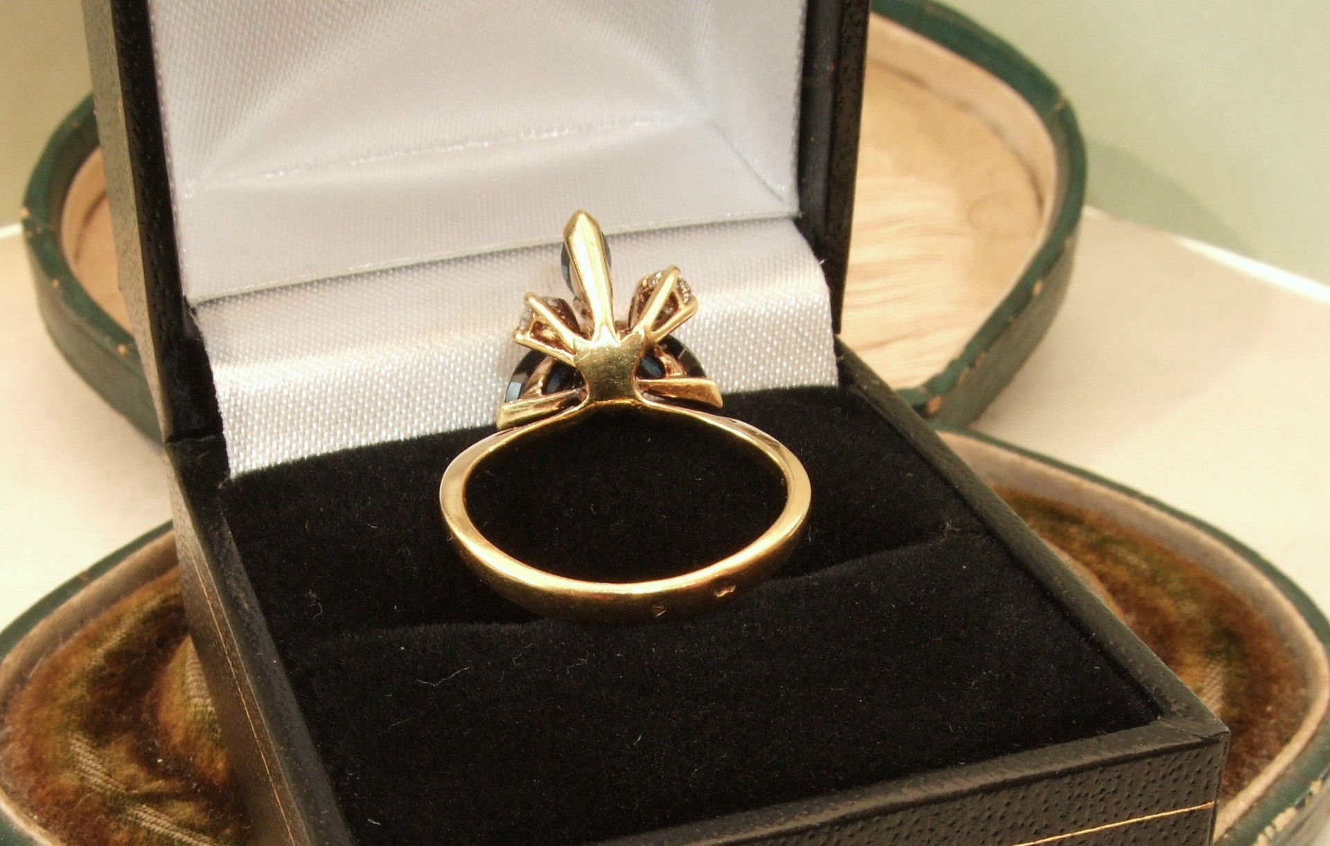 Gold Sapphire & Diamond Ring - Image 4 of 5