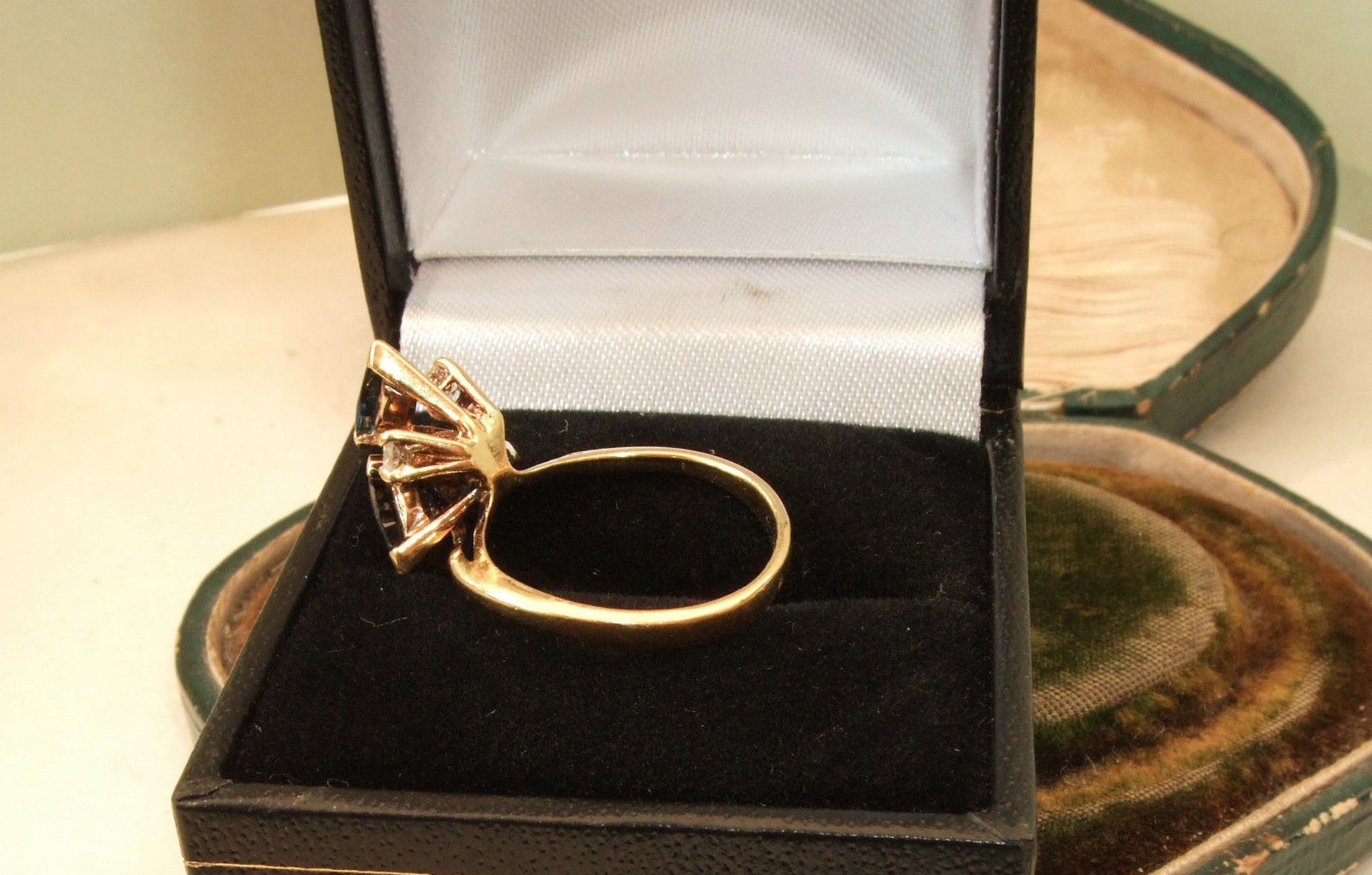 Gold Sapphire & Diamond Ring - Image 5 of 5