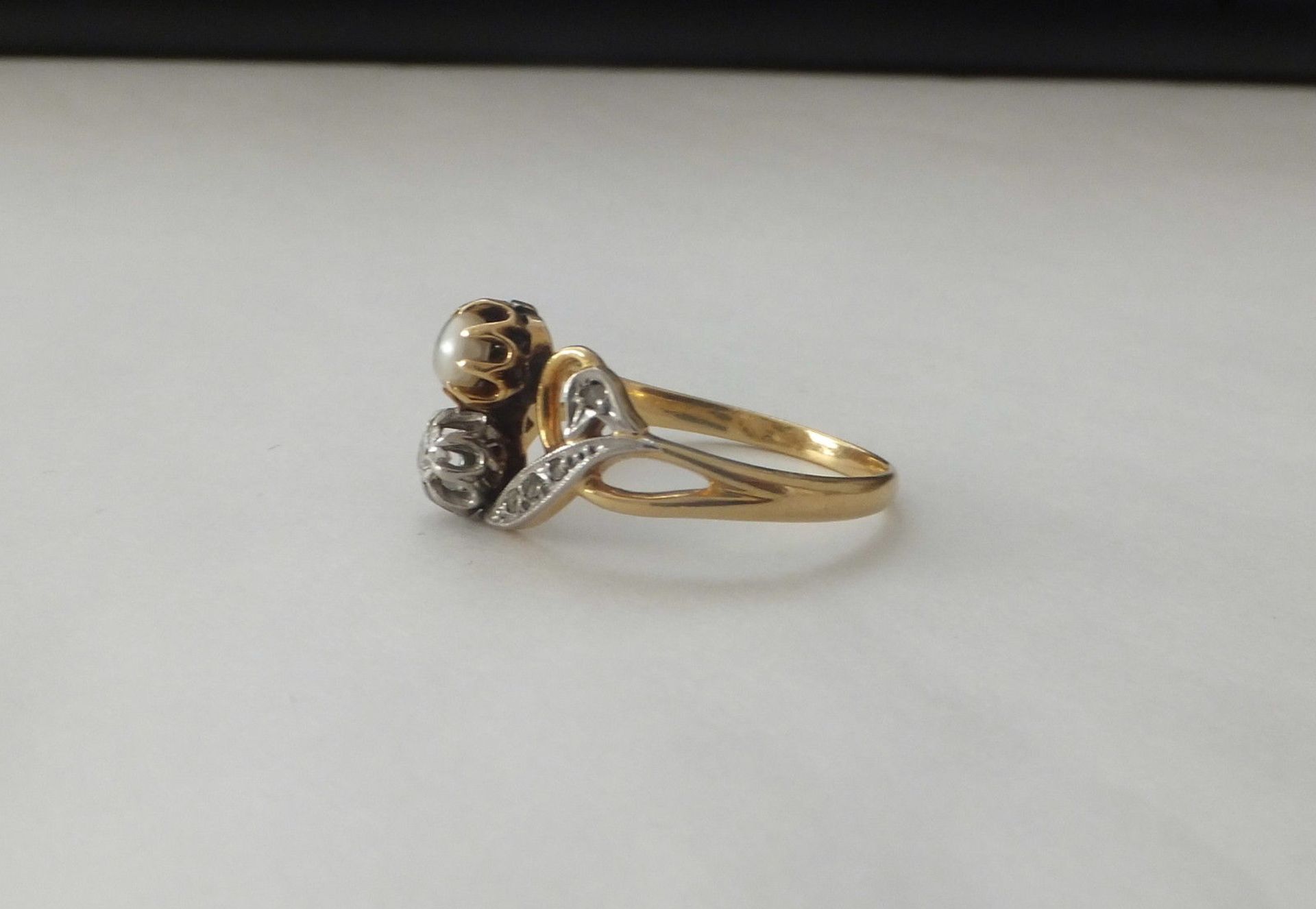 18ct Gold Antique Diamond Platinum Pearl Ring - Image 3 of 5