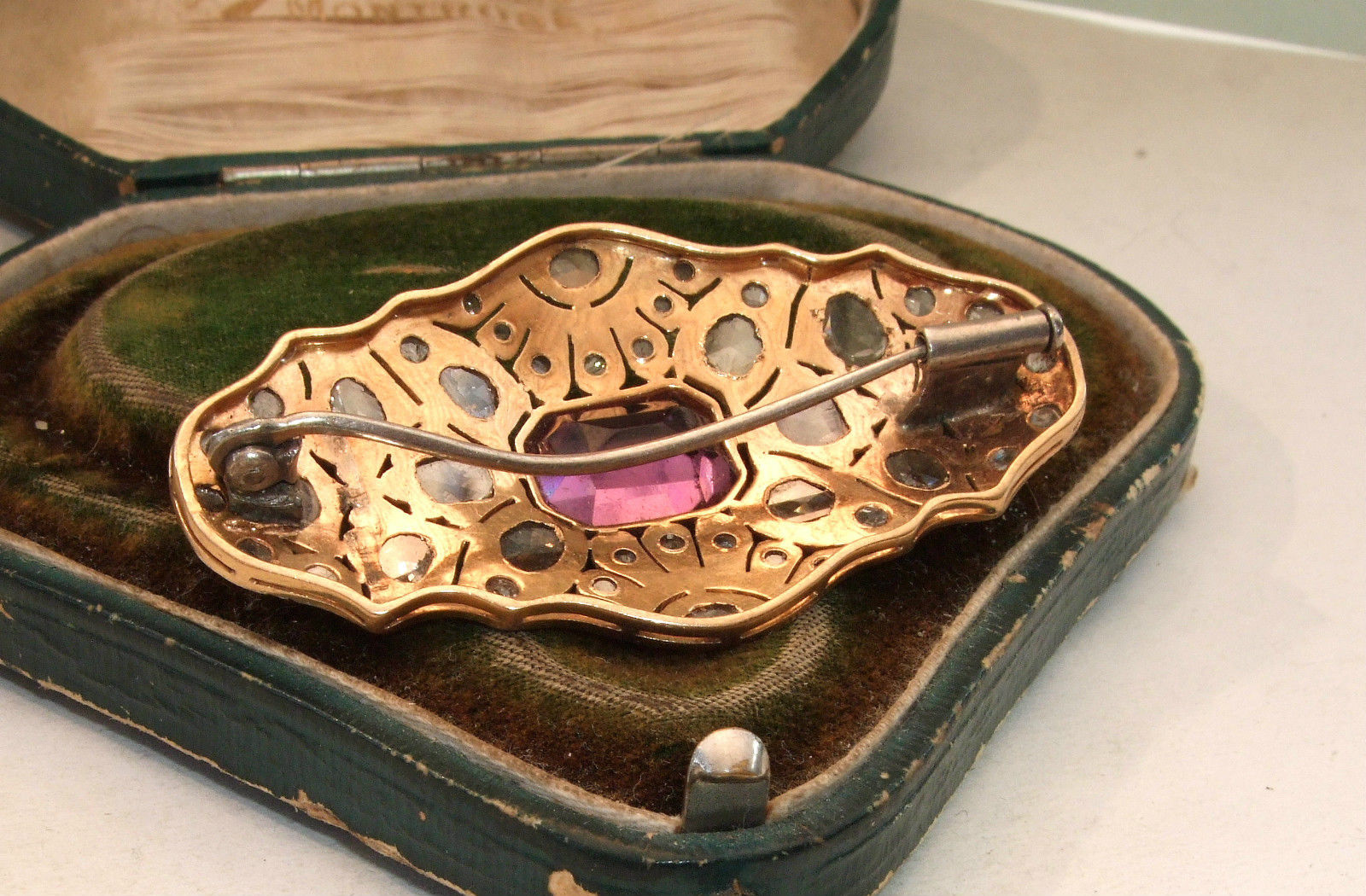 Antique 18ct Gold Emerald Cut Amethyst & Diamond Brooch - Image 4 of 6