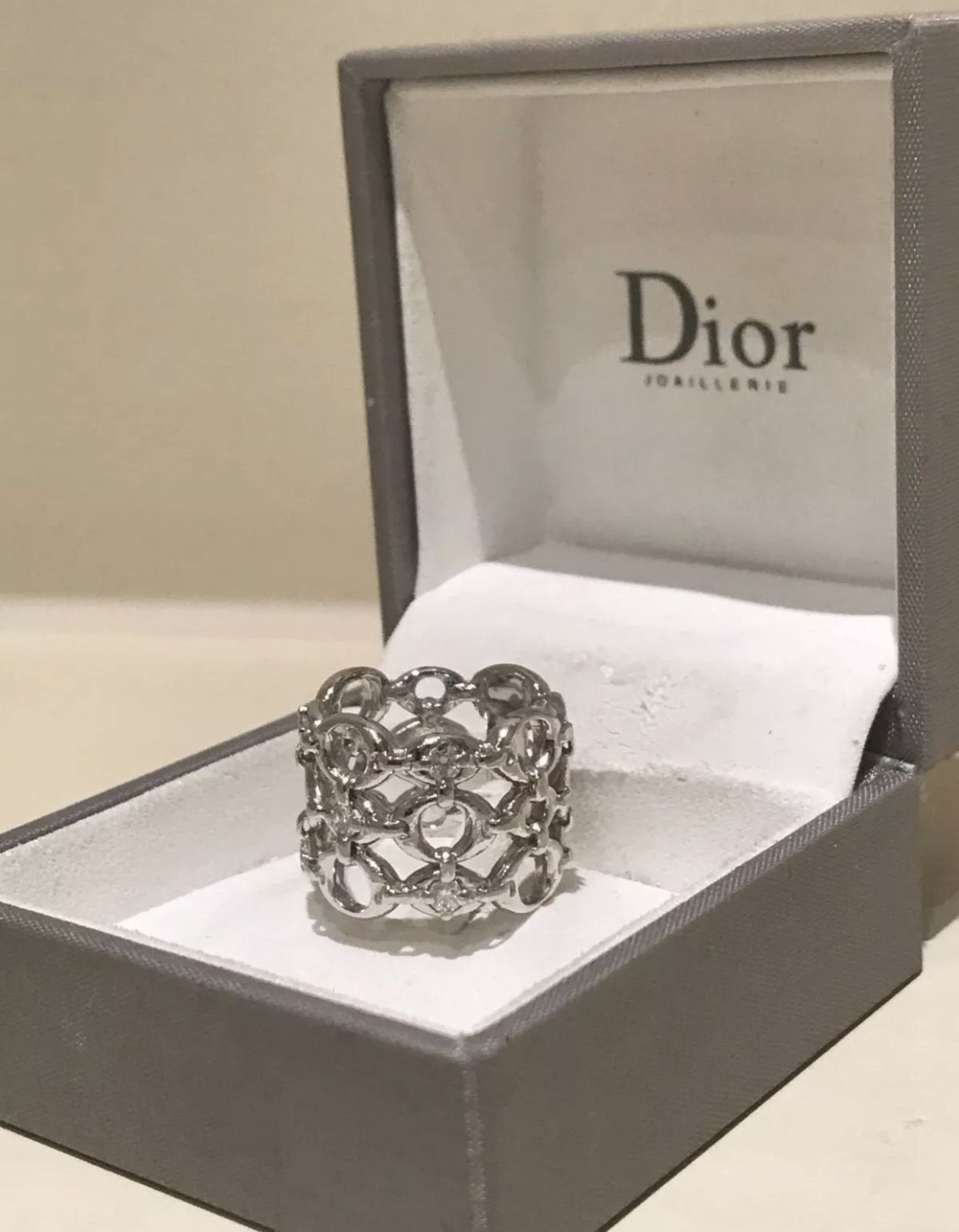 Christian Dior Diamond Ring set in 18 ct White Gold - Image 2 of 12