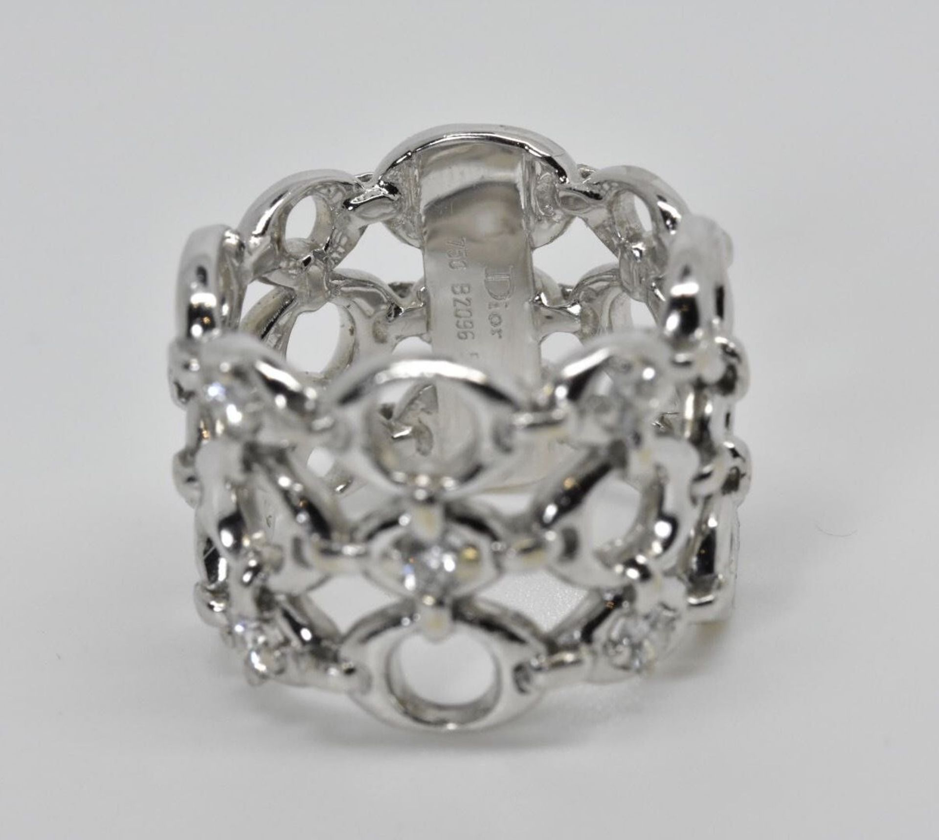 Christian Dior Diamond Ring set in 18 ct White Gold - Image 12 of 12