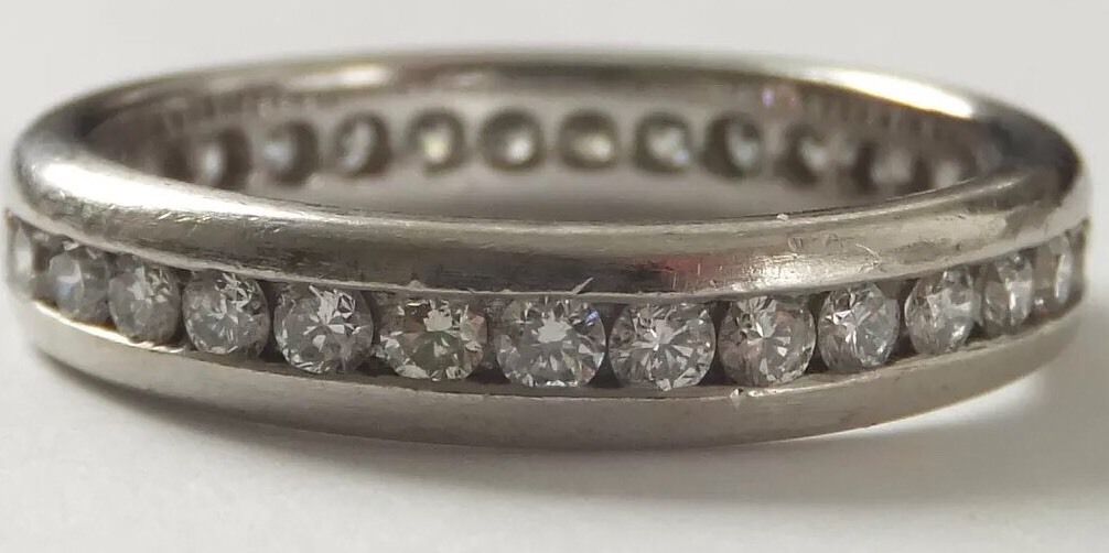 Gold Diamond Eternity Ring 1.20 Carat