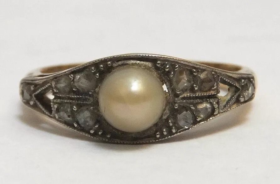 Antique 18ct Gold Rose cut Diamond Platinum Pearl Ring