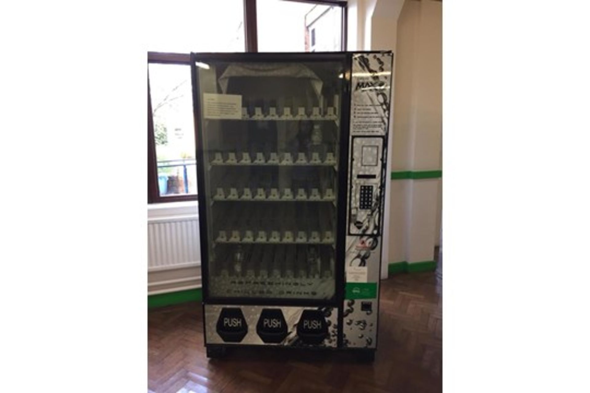 Cold Drinks Vending Machine