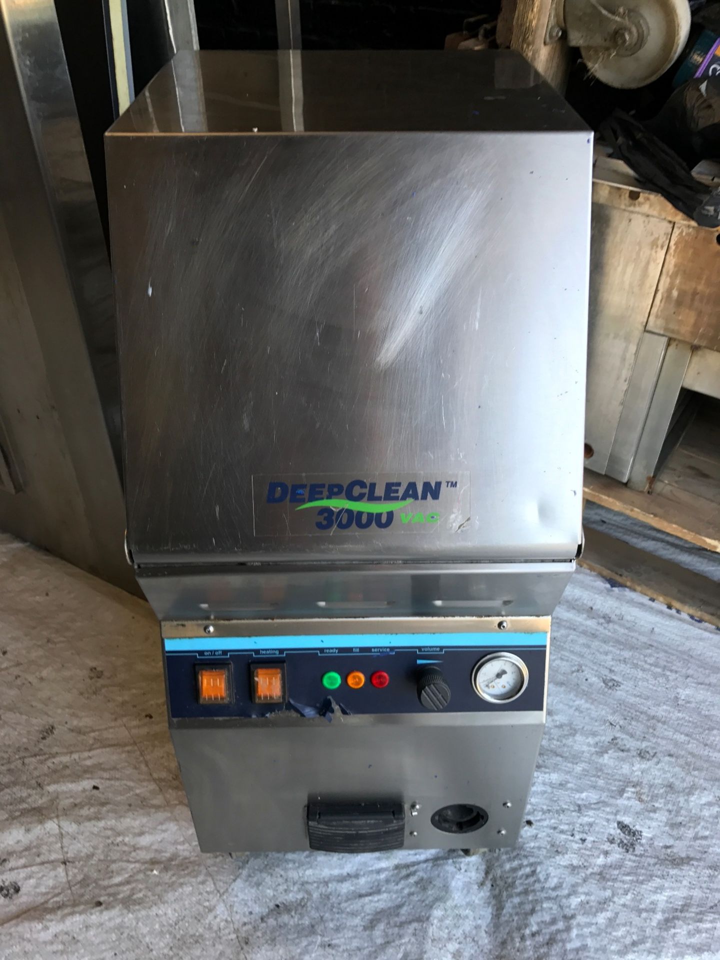 Deep Clean 3000 Vac - NO RESERVE