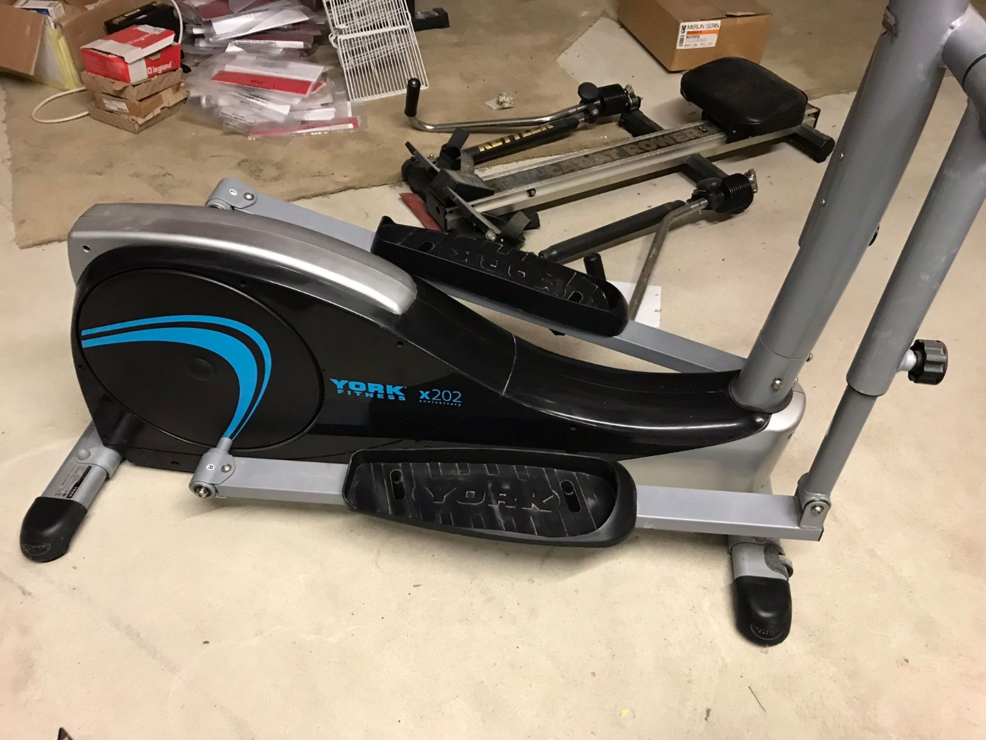 York Anniversary X202 Cross Trainer - NO RESERVE