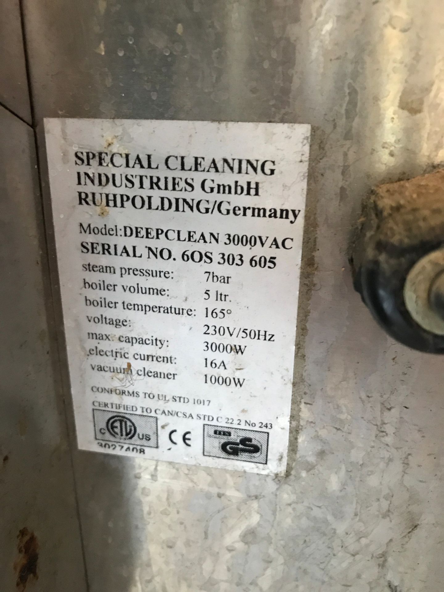 Deep Clean 3000 Vac - NO RESERVE - Image 4 of 4