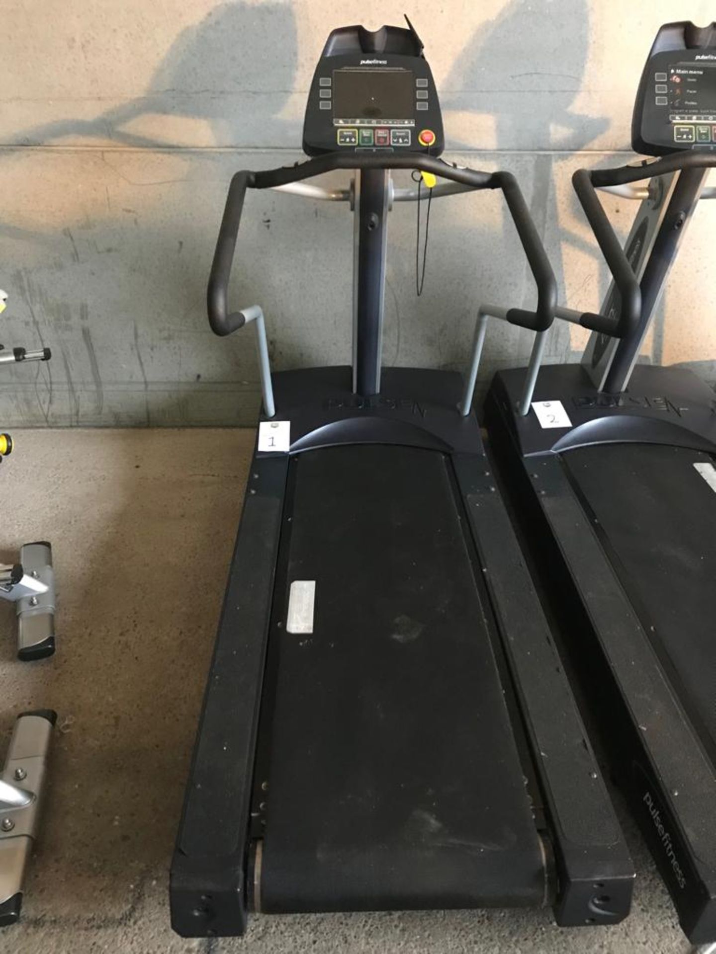 Pulse Fitness Running Machine