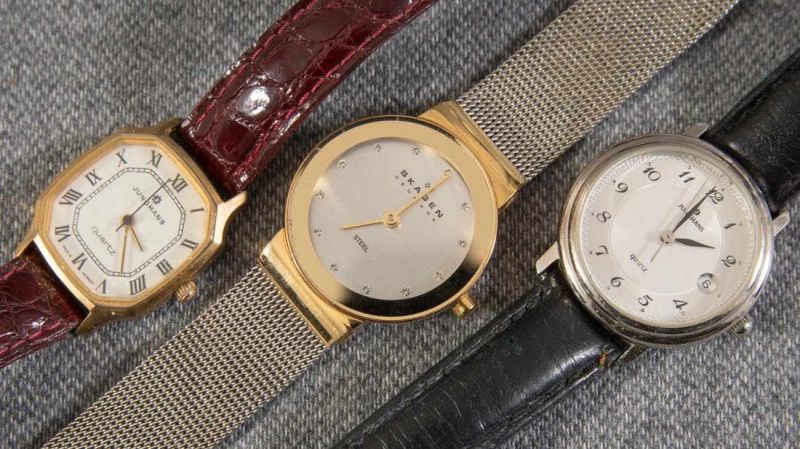 3 verschiedene Damenarmbanduhren Stahl & Stahl vergoldet, 3 x Quartz. 1 x Skagen & 2 x JUNGHANS, - Image 2 of 17