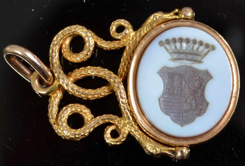 Feiner Chatelaine-Kettenanhänger, Petschaft mit graviertem Wappen aus dem Besitz des Grafen von