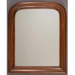 Kleiner Spiegel, schlichter einfach gekehlter Mahagonirahmen um 1900. Max. Aussenmaß ca. 45 x 56 cm.