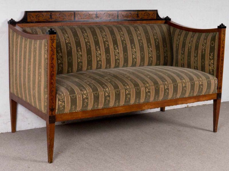 Salonsofa, Biedermeier-Stil um 1900, Nussbaum?, teilweise ebonisierter schablonisierter Dekor, - Image 3 of 7