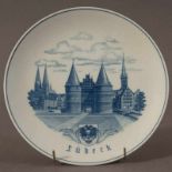 "Lübeck" - Schauteller, Meissen, Schwertermarke, 1. Wahl, 20. Jhd., Durchmesser ca. 26 cm. Sehr