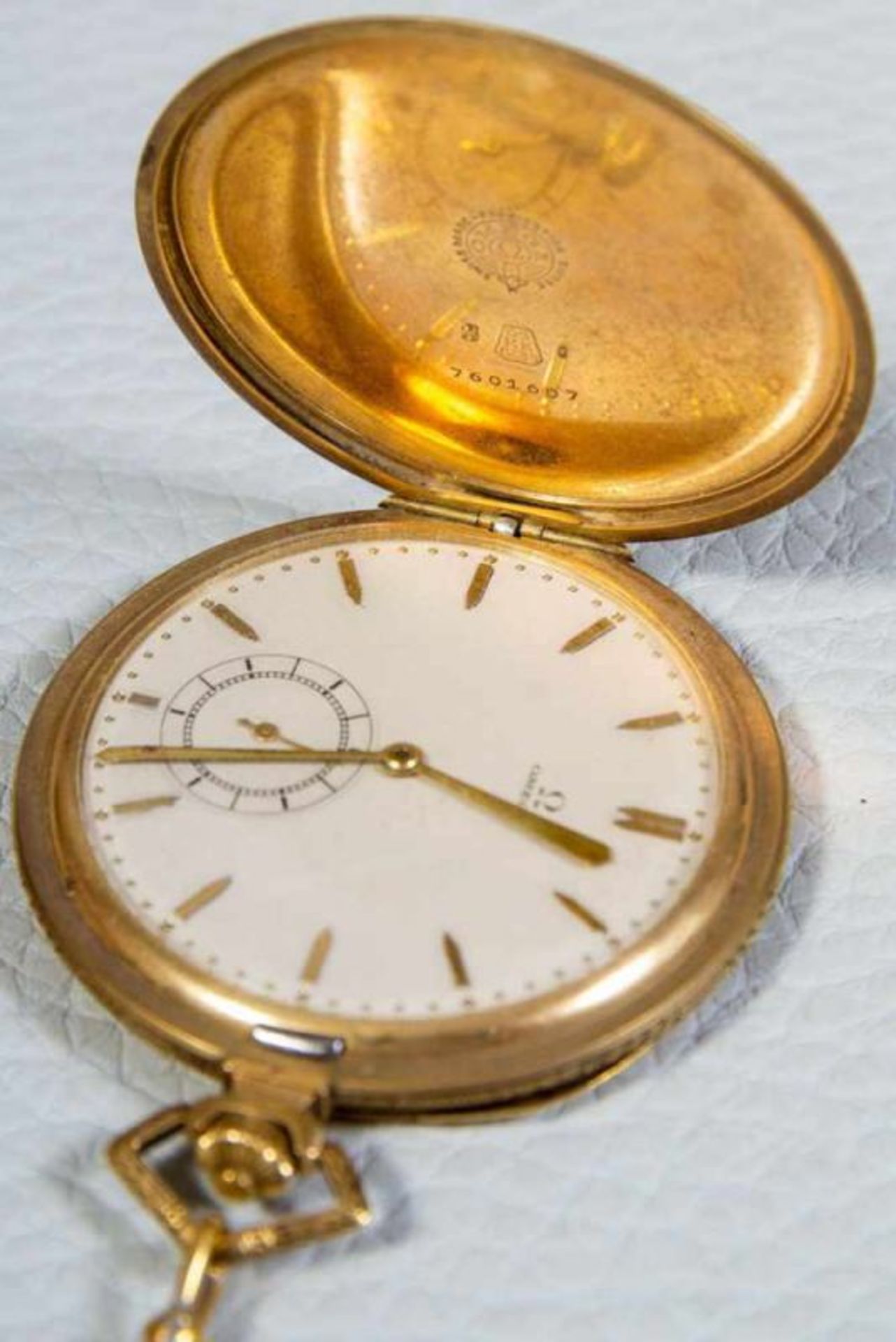 OMEGA Sprungdeckeltaschenuhr, 585er/14K Gelbgoldgehäuse & Uhrenkette. Brutto ca. 79 gr. Werk läuft - Bild 2 aus 9