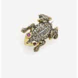 HISTORISCHE BROSCHE "FROSCH" VERZIERT MIT DIAMANTROSEN UND RUBINEN England, um 1890 Silber,