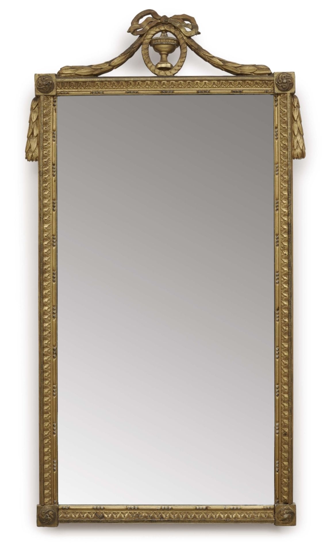 Spiegel Louis-XVI Stil Holz, gold gefasst. Rechteckrahmen mit Blatt- und Perlstabdekor sowie