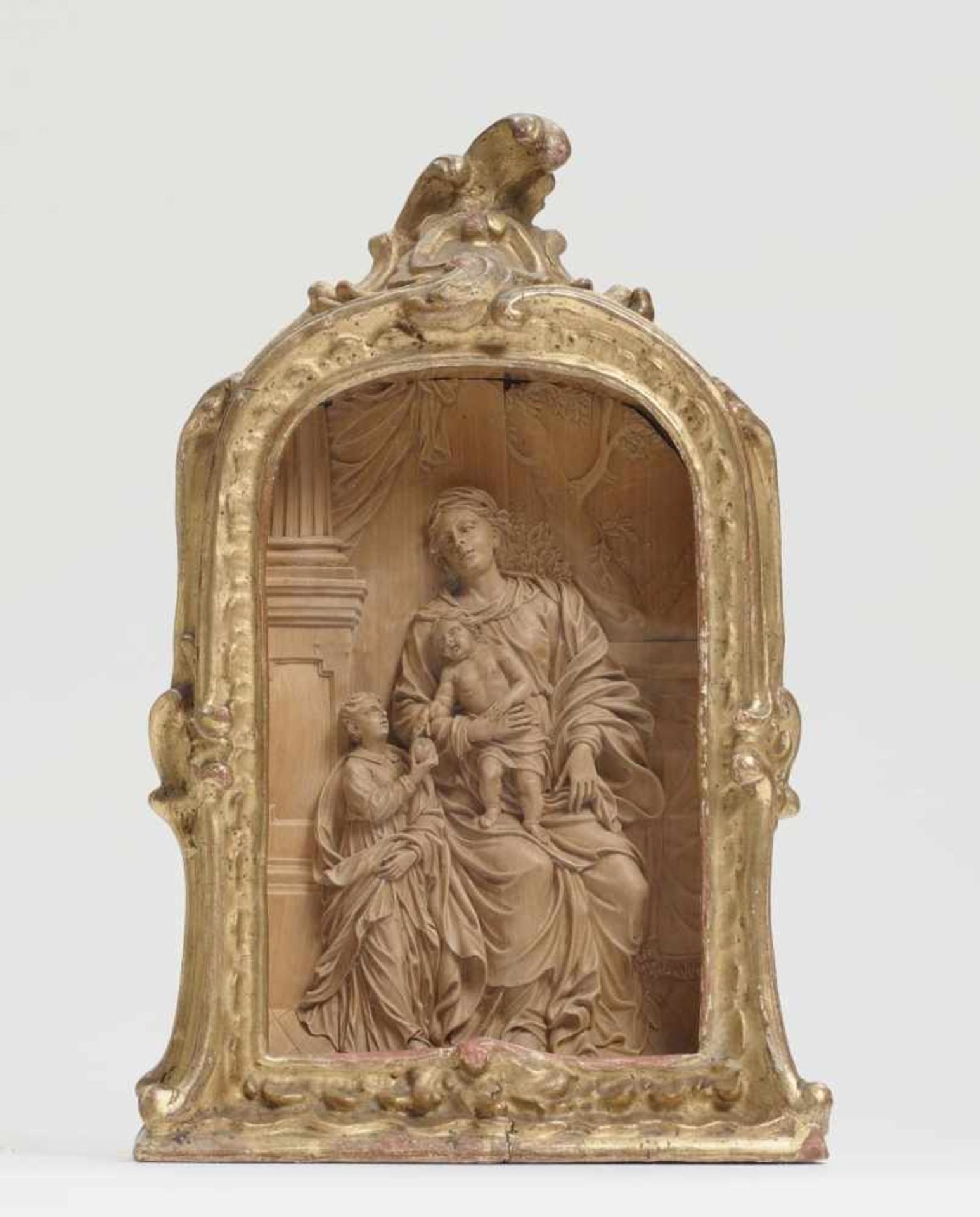 Maria mit Kind Österreich, Anfang 18. Jh. Maria sitzend mit Jesus auf dem Schoß, dem ein Kind (