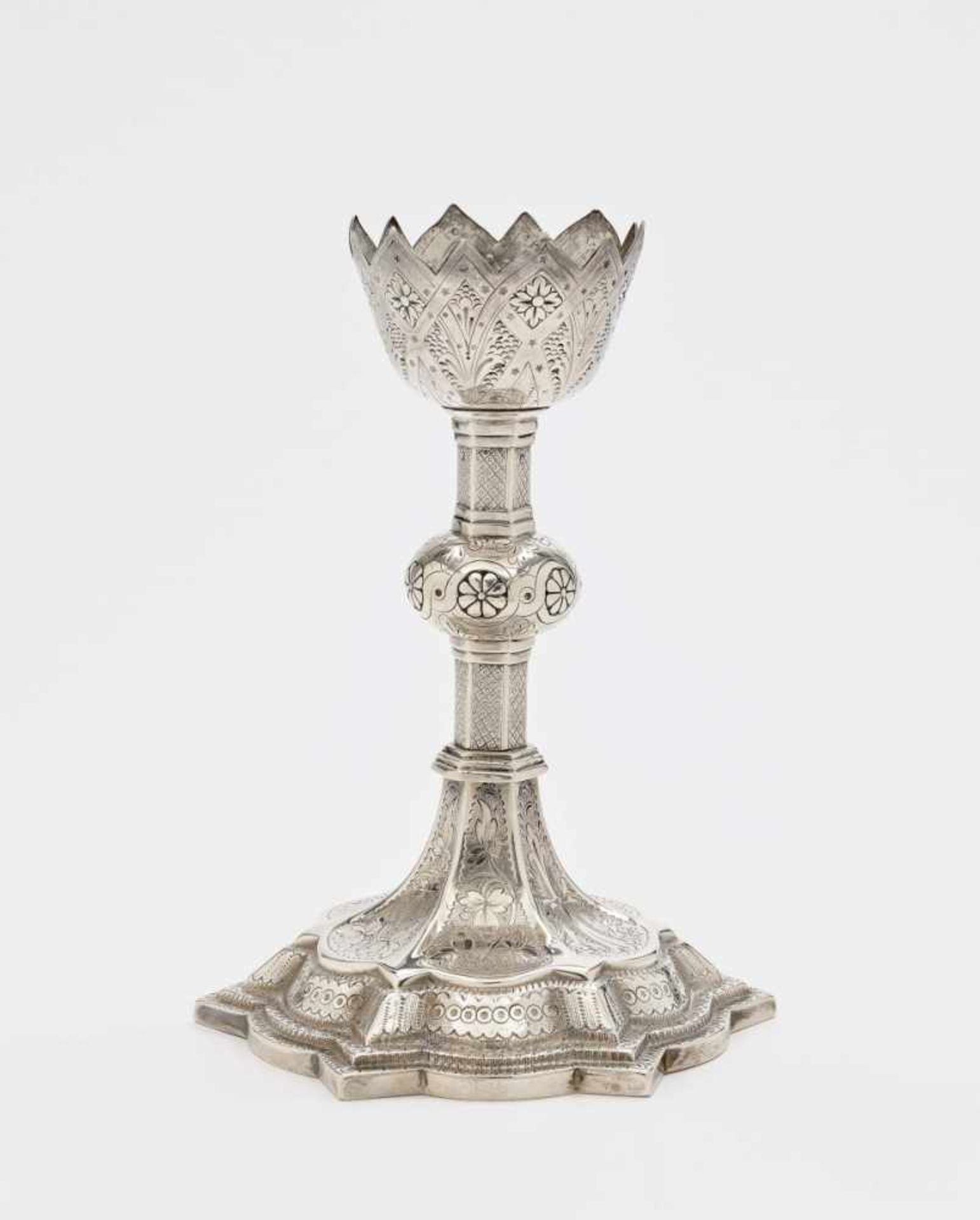 Kerzenleuchter Dublin, 1876/1877, Samuel Le Bass Silber. Sechsfach facettierter Schaft mit Nodus auf