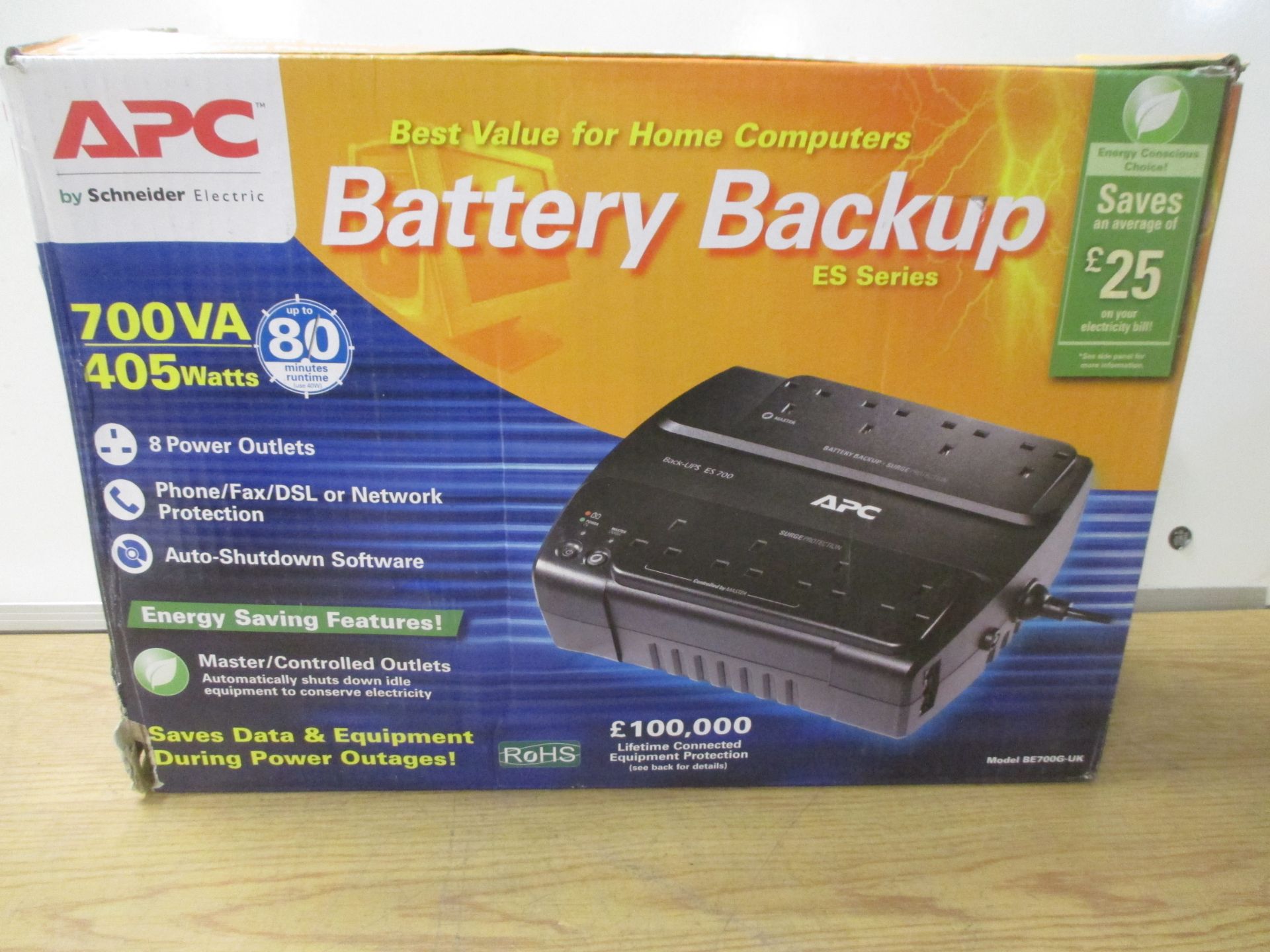 APC BATTERY BACKUP ES SERIES. 8 OUTLET BACKUP UPS. MODEL 700VA 405W. BOXED.