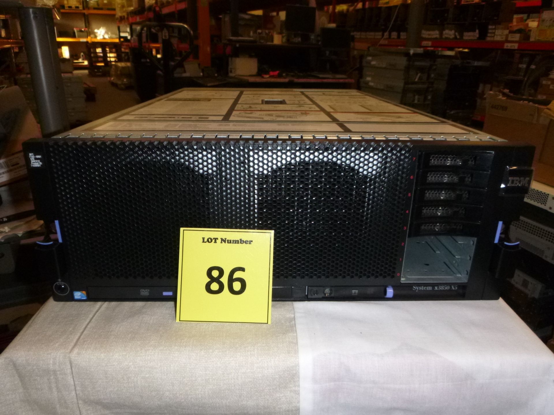 IBM SYSTEM x3850 X5 4U RACKMOUNT FILE SERVER. 4 X SIX CORE 1.87GHZ PROCESSORS (E7-4807), 256GB RAM,