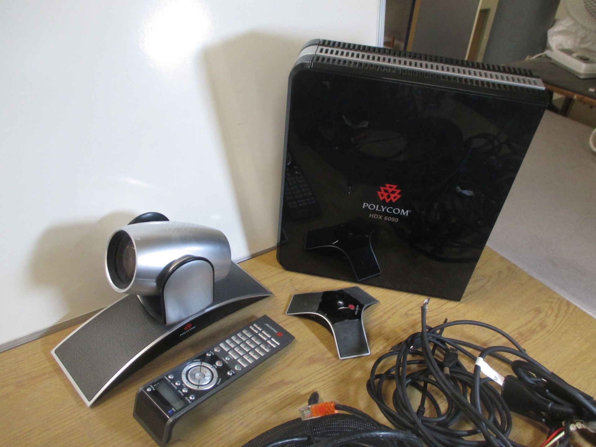 POLYCOM VIDEO CONFERENCING SYSTEM COMPRISING: HDX-6000-HD PAL CODEC, MPTZ-9 CAMERA, MICROPHONE,