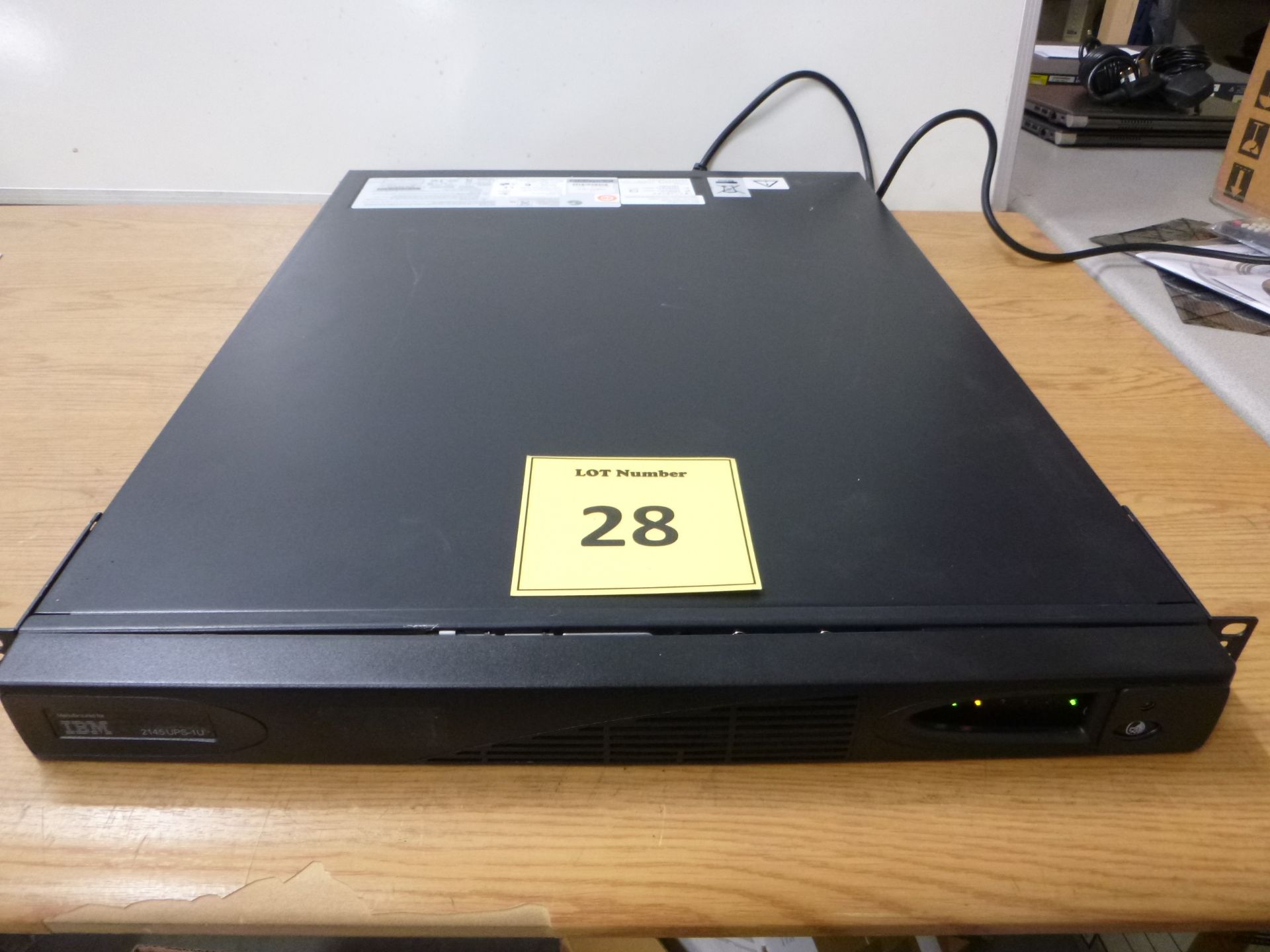 IBM RACKMOUNT UPS. MODEL 2145UPS-1U