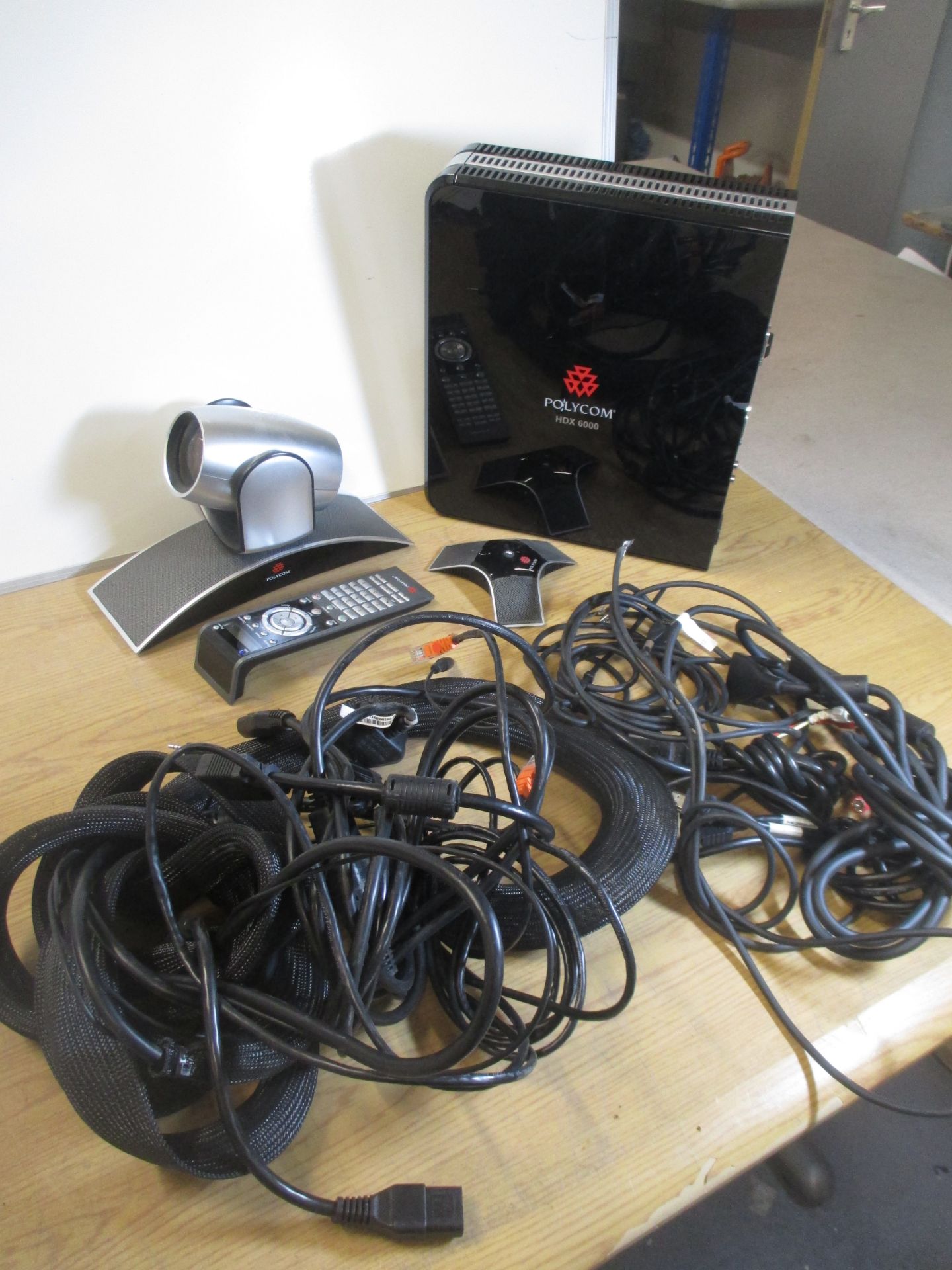 POLYCOM VIDEO CONFERENCING SYSTEM COMPRISING: HDX-6000-HD PAL CODEC, MPTZ-9 CAMERA, MICROPHONE, - Image 2 of 2