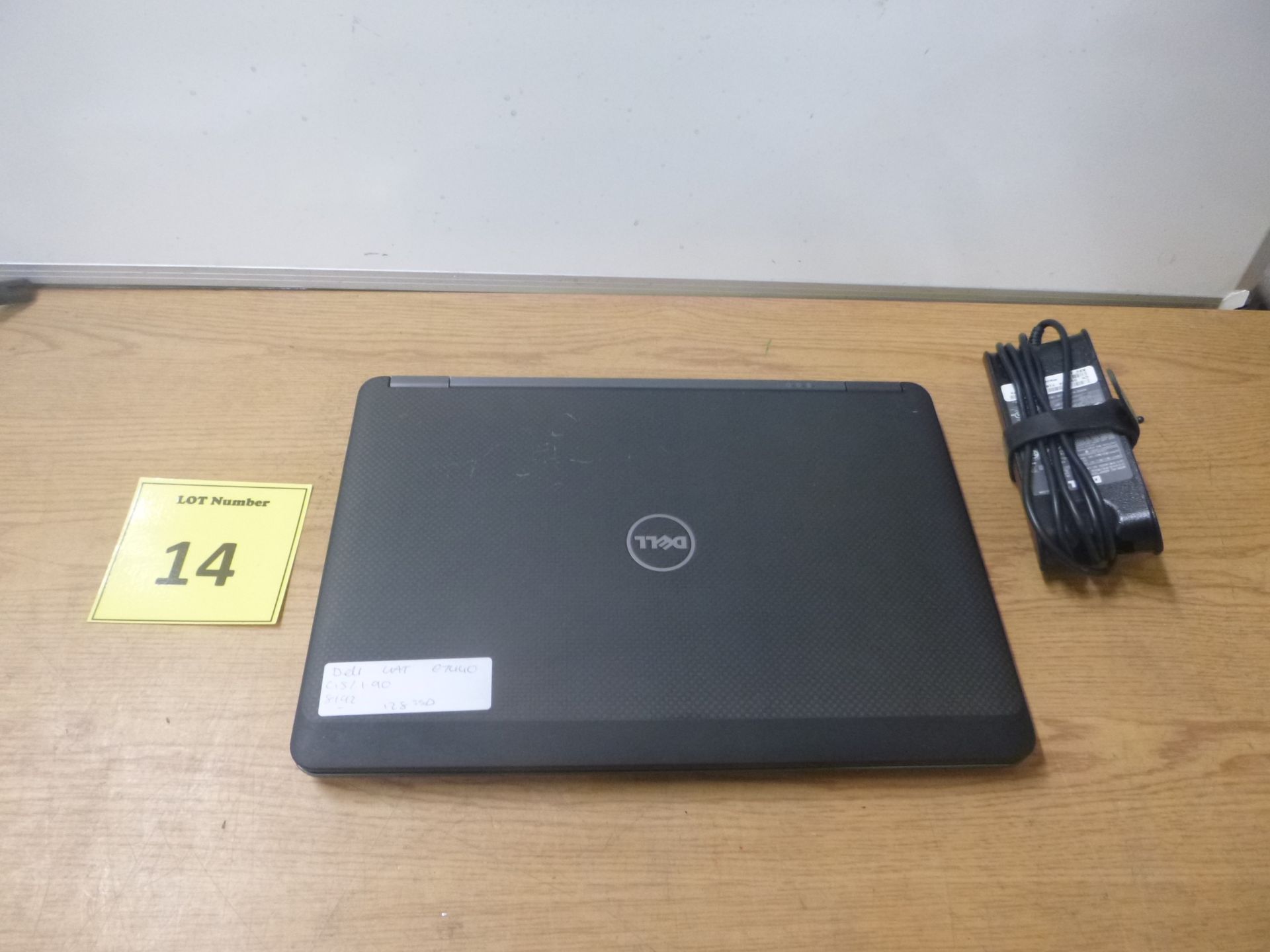 DELL LATITUDE E7440 LAPTOP. CORE i5 1.9 GHZ PROCESSOR, 8GB RAM, 128GB SOLID STATE HDD. WITH PSU & W8 - Image 2 of 2