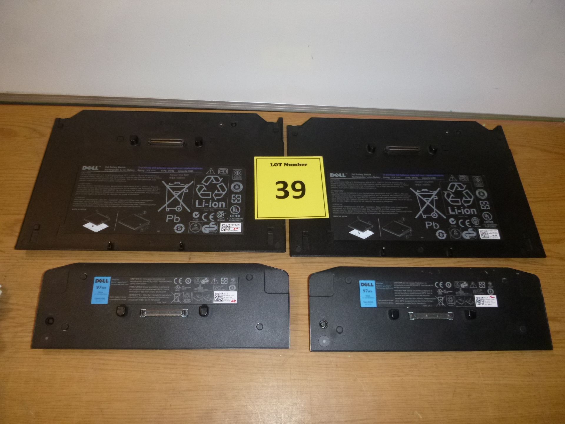 4 X DELL LAPTOP BATTERY SLICES. (2 X K3321 & 2 X GN752)