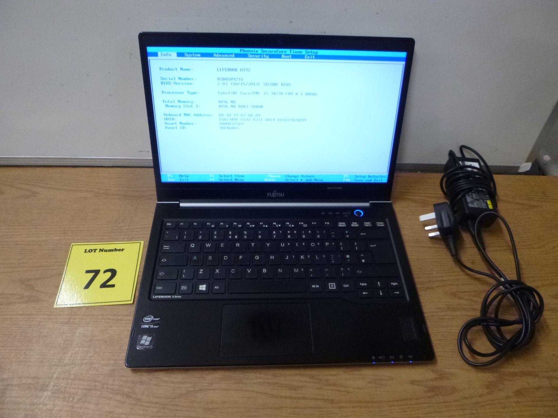 FUJITSU LIFEBOOK U772 CORE i5 LAPTOP. 1.8GHZ PROCESSOR, 4GB RAM. 32GB I-SSD cache & 320GB HDD,