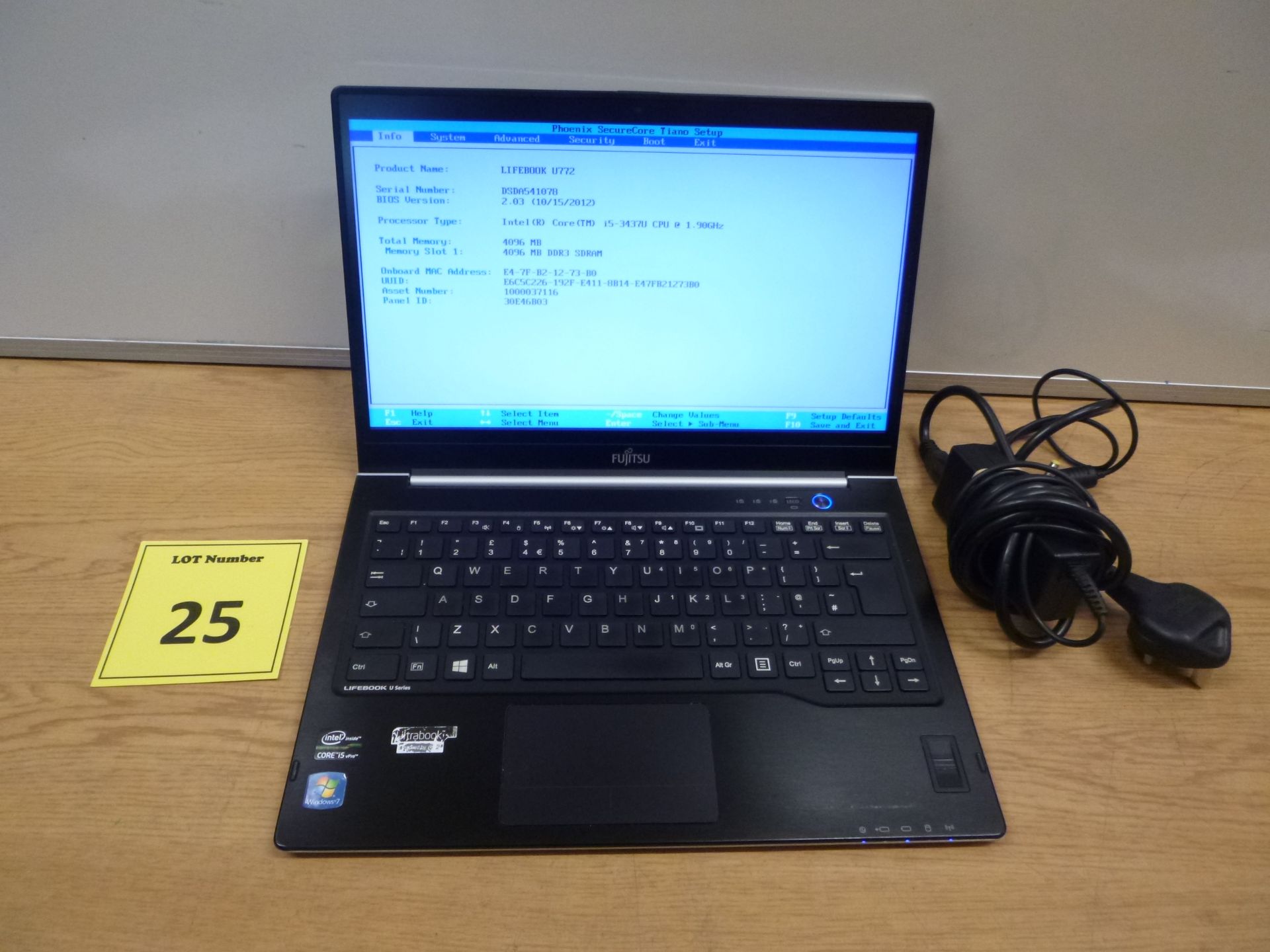 FUJITSU LIFEBOOK U772 CORE i5 LAPTOP. 1.8GHZ PROCESSOR, 4GB RAM. 32GB I-SSD cache & 320GB HDD,