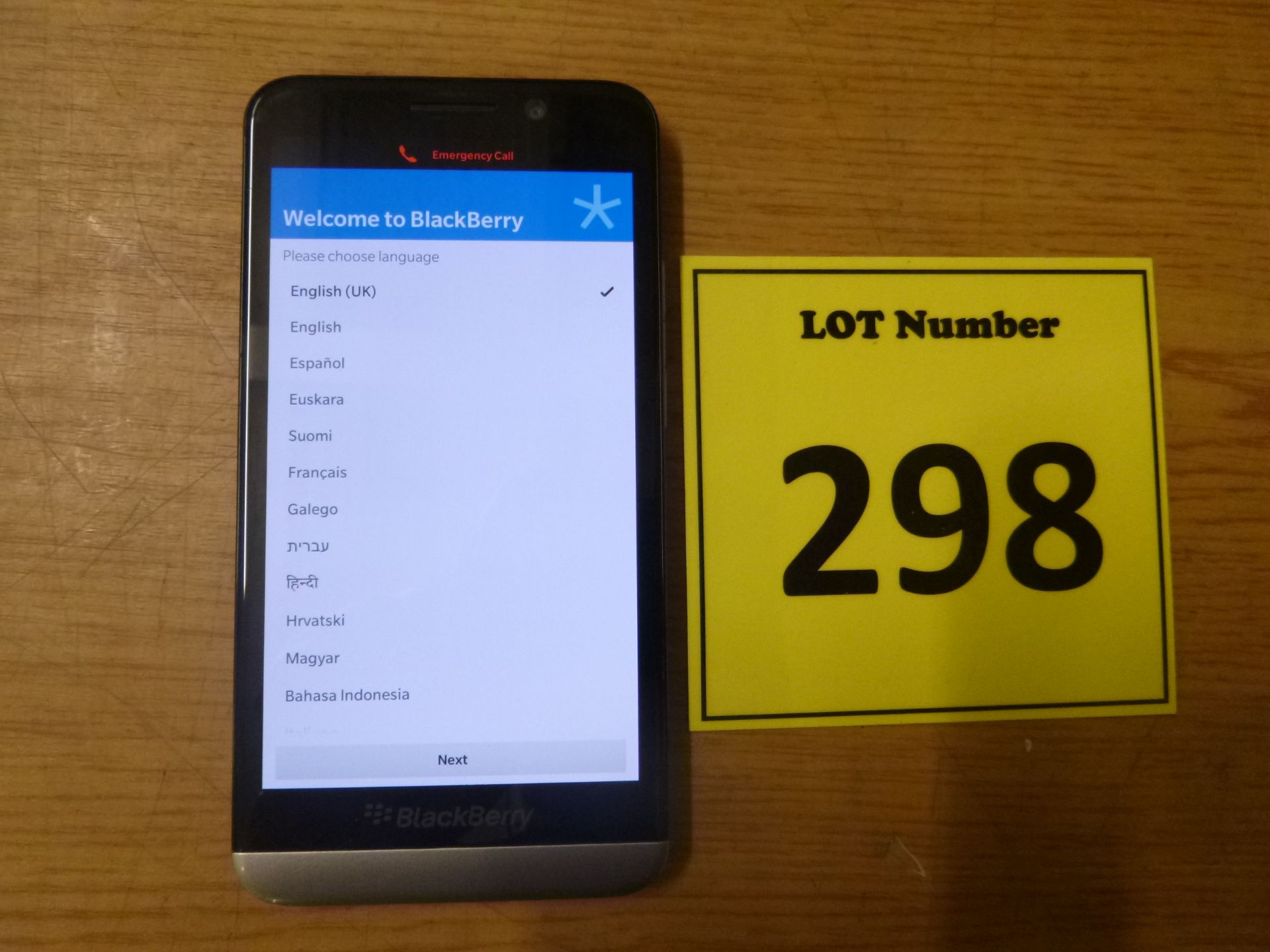 BLACKBERRY Z30 SMARTPHONE. 16GB STORAGE. OS:10.3.1.2582