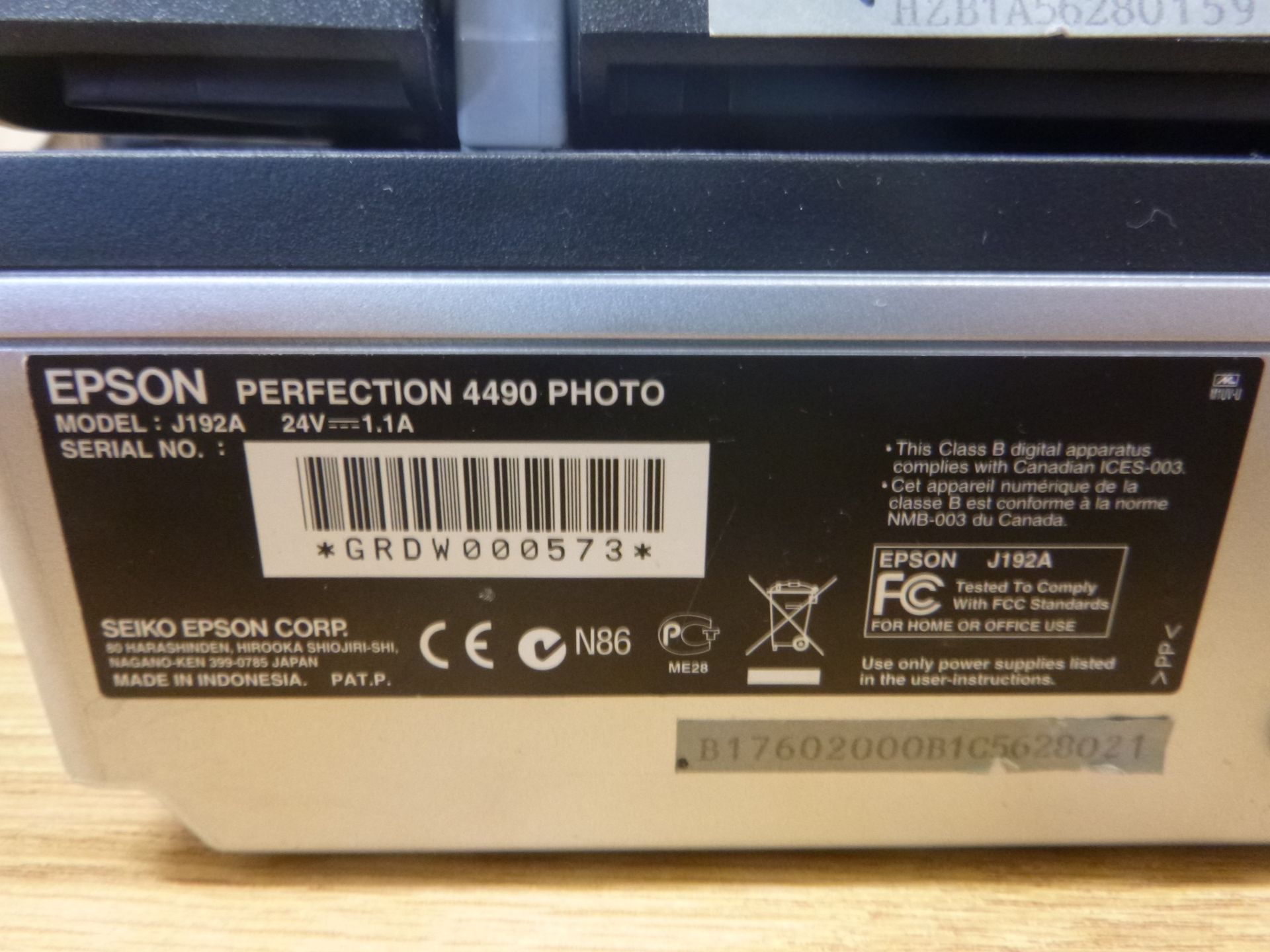 EPSON PERFECTION 4490 PHOTO FLATBED SCANNER. WITH PSU. MODEL NUMBER J192A - Image 2 of 2