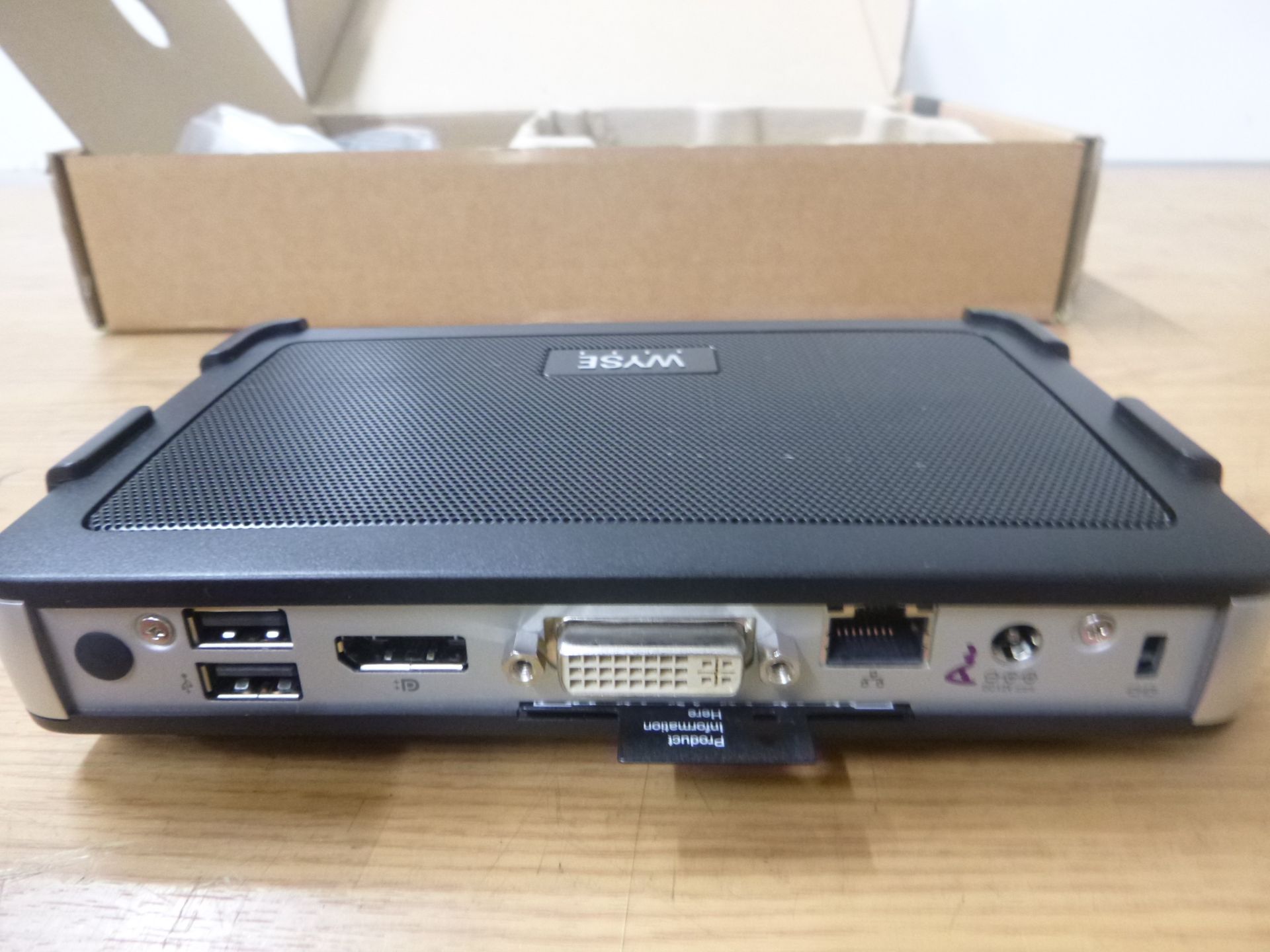 Wyse 909569-02L P25 Tera2 512R ThinClient Incl Kit Dual VESA Mount Bracket & PSU. Boxed. - Image 3 of 4