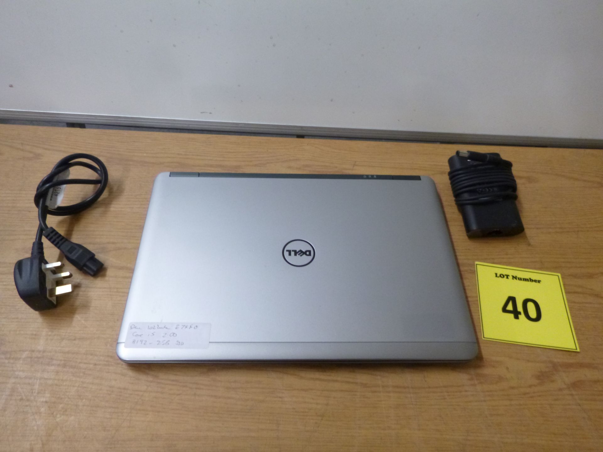 DELL LATITUDE E7440 LAPTOP. CORE i5 2.00GHZ PROCESSOR, 8GB RAM, 256GB SOLID STATE HD. WITH PSU. W8 - Image 2 of 2