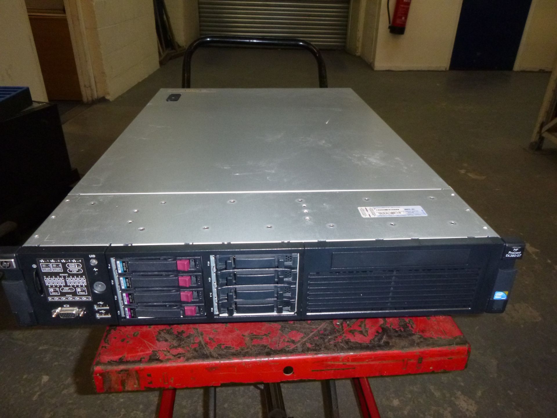 HP PROLIANT DL380 G7 2U RACKMOUNT FILE SERVER. 2 X XEON QUAD CORE E5620 2.4GHZ PROCESSORS. 6GB