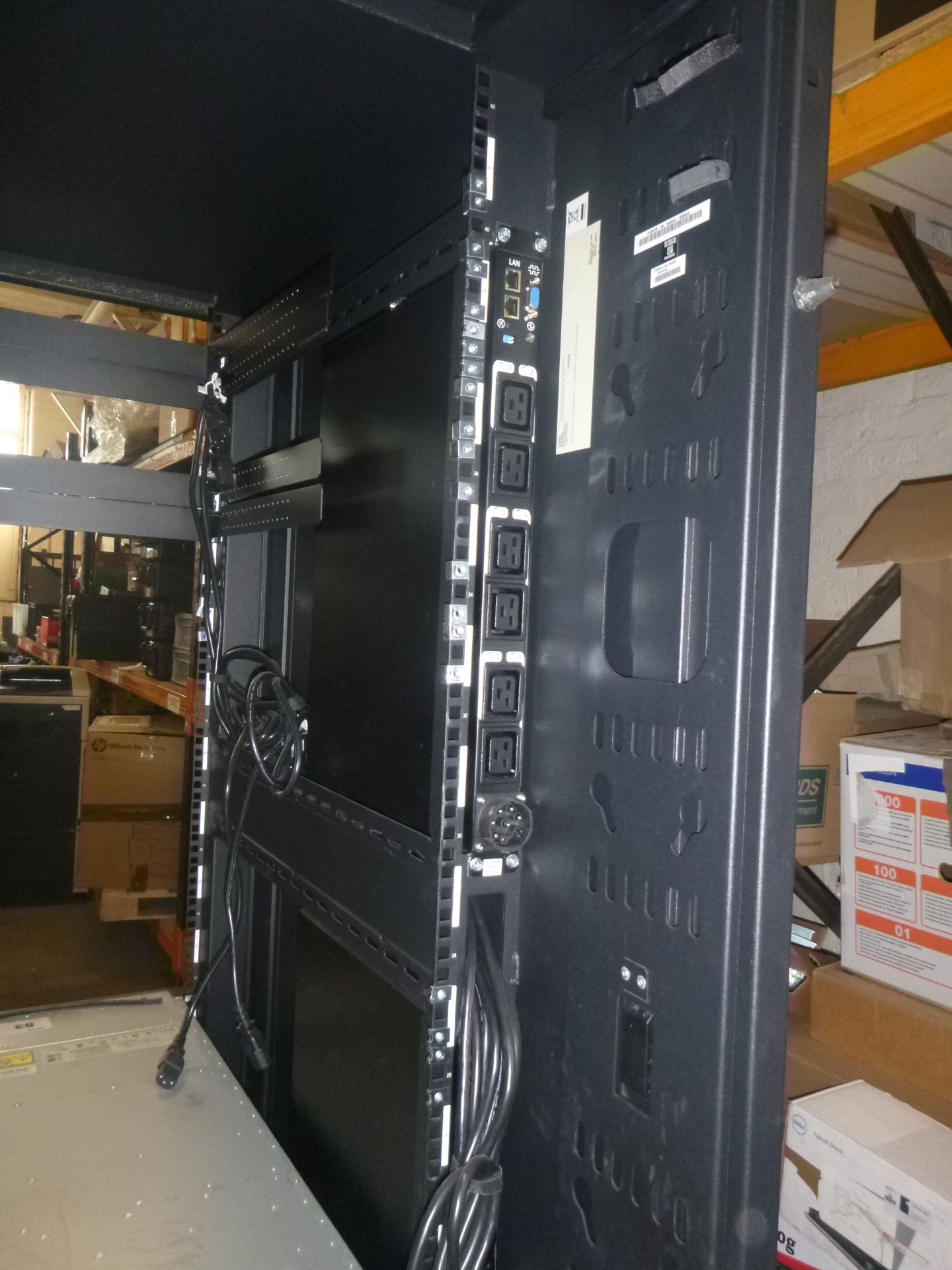 IBM PUREFLEX SYSTEM RACK 7953-94X CONTAINING 2 X 81Y2891 FLEX SYSTEM ENTERPRISE CHASSIS, 2 X IBM - Image 7 of 12