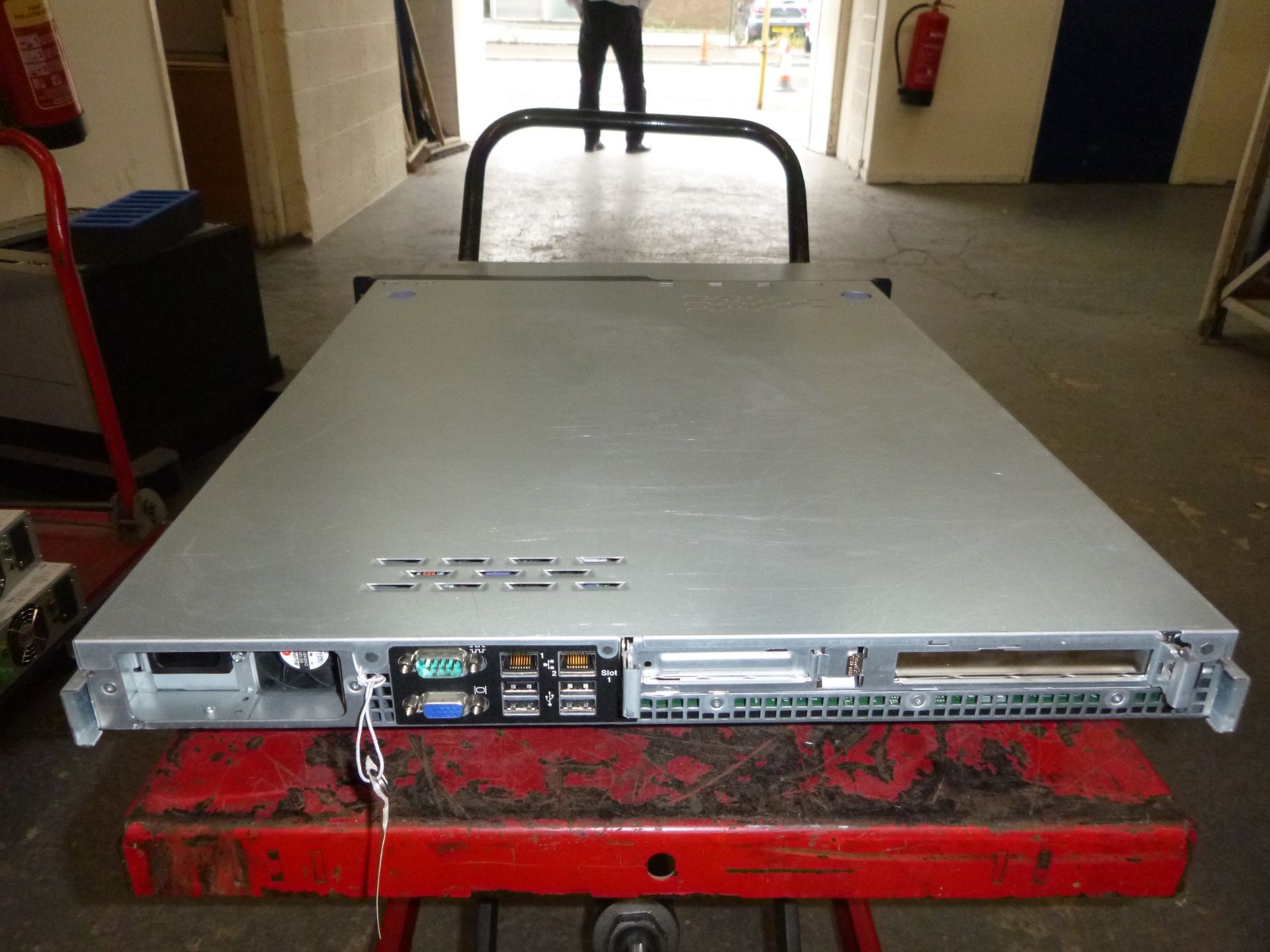 IBM X3250 M3 IU RACKMOUNT FILE SERVER. QUAD CORE 2.8GHZ PROCESSORS. 6GB RAM, 4 X 73GB SAS 2.5" HDD' - Image 2 of 2