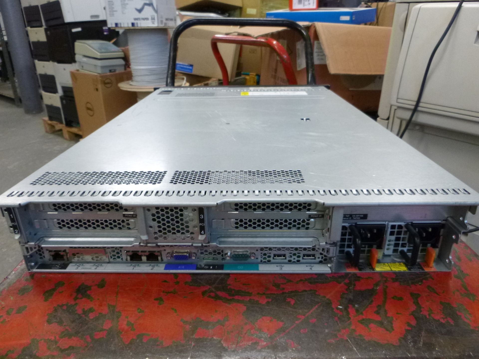 IBM X3650 M2 2U RACKMOUNT FILE SERVER. 1 X QUAD CORE (E5540) 2.53 GHz PROCESSOR . 8GB RAM, 2 X 146 - Image 2 of 2