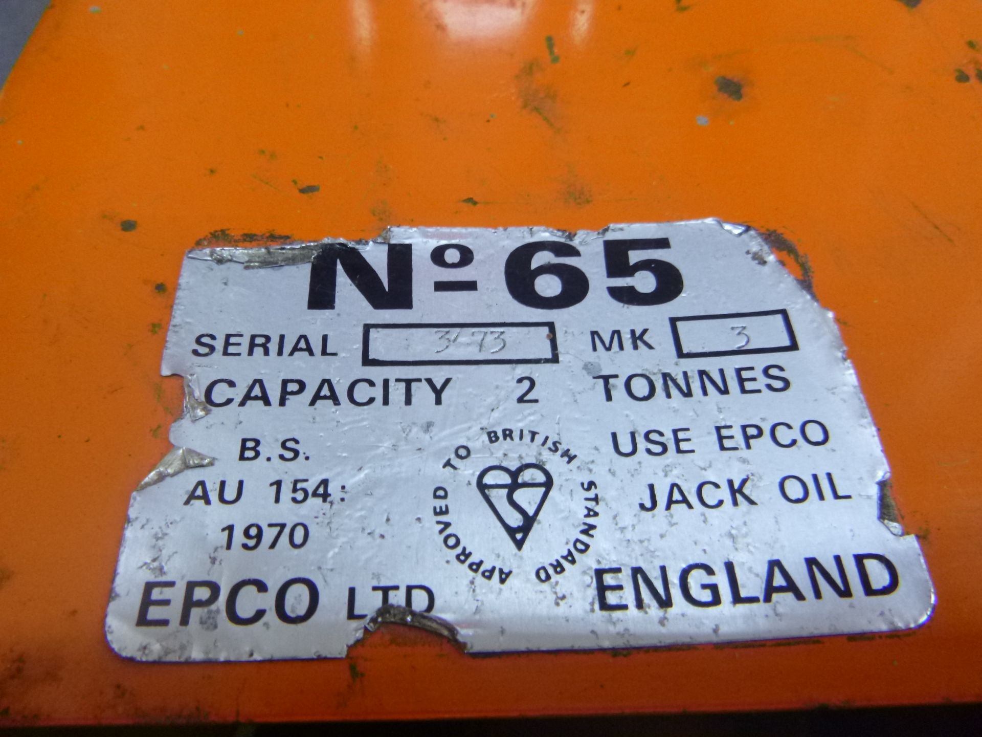 EPCO NO 65 HEAVY DUTY 2 TONNE HYDRAULIC TROLLEY JACK. - Image 3 of 3